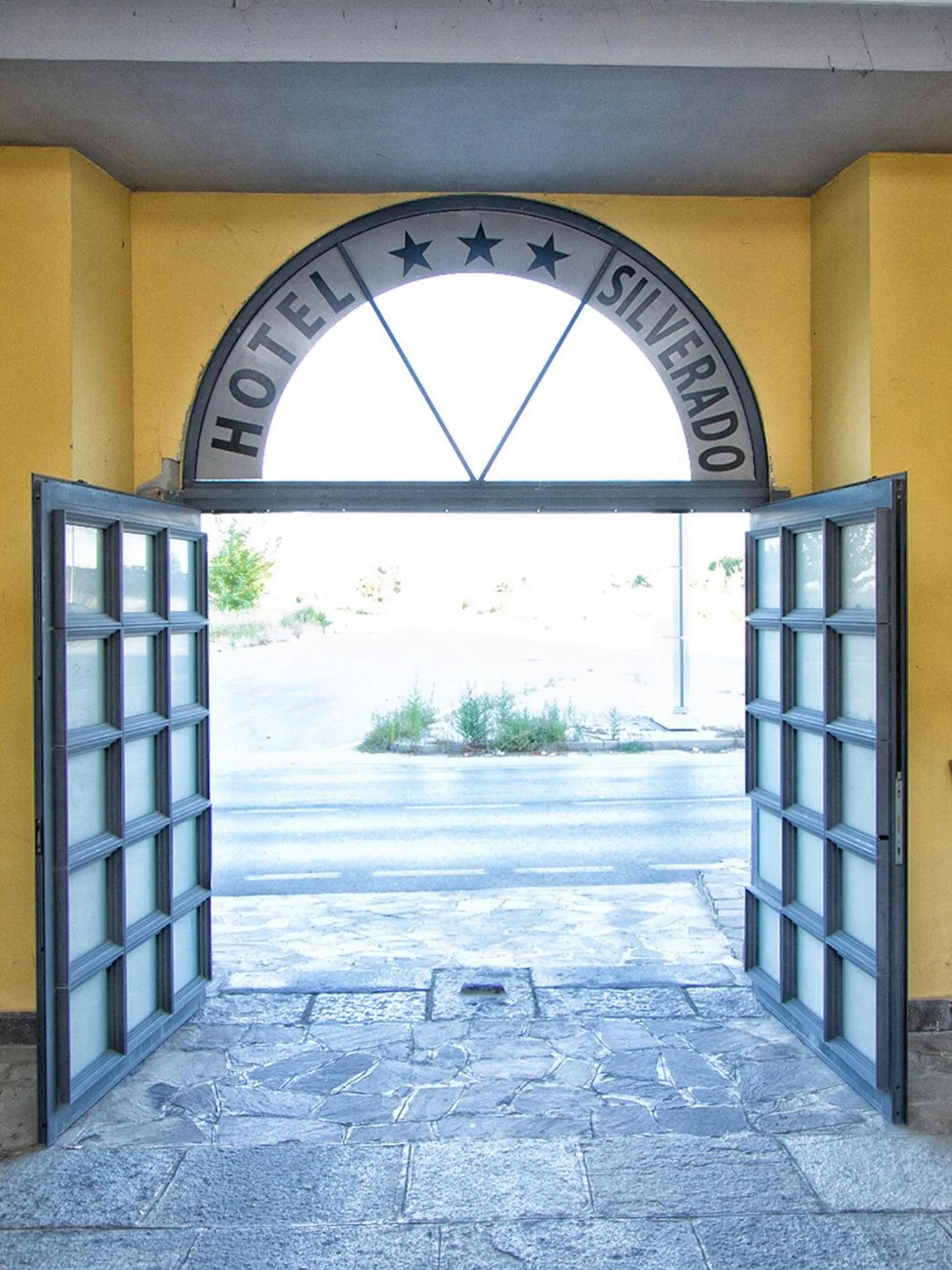 Drinks in Hotel Silverado