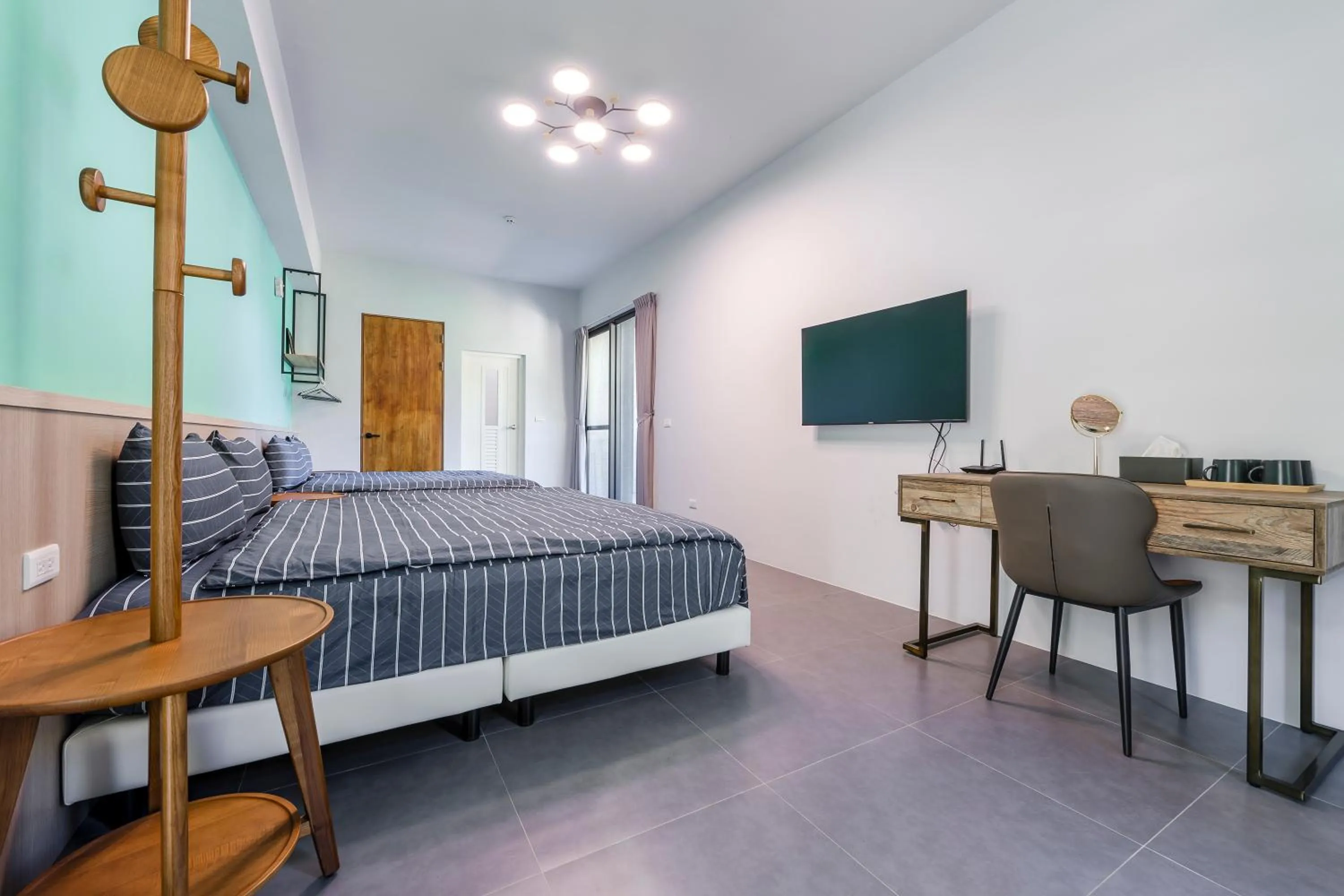 Bed in Hills Velleys