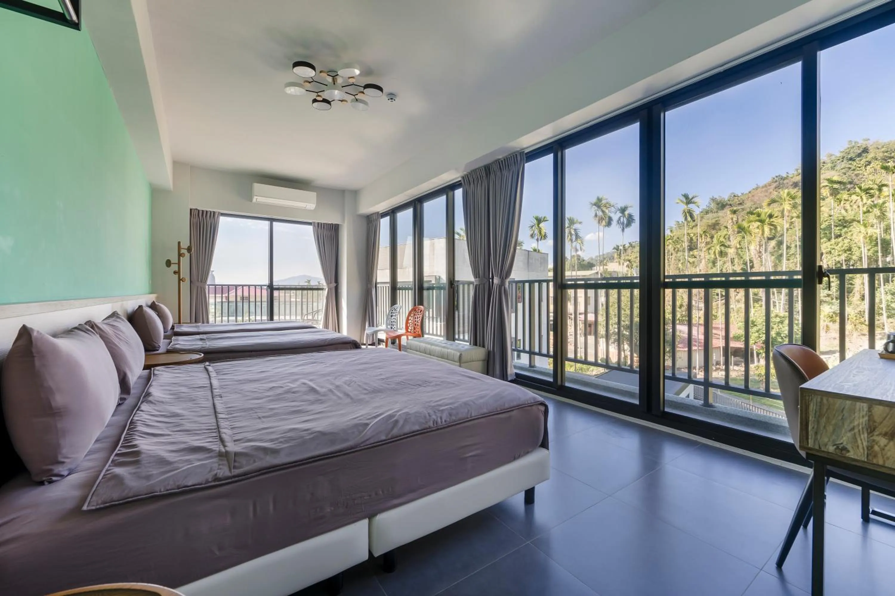 Bed in Hills Velleys