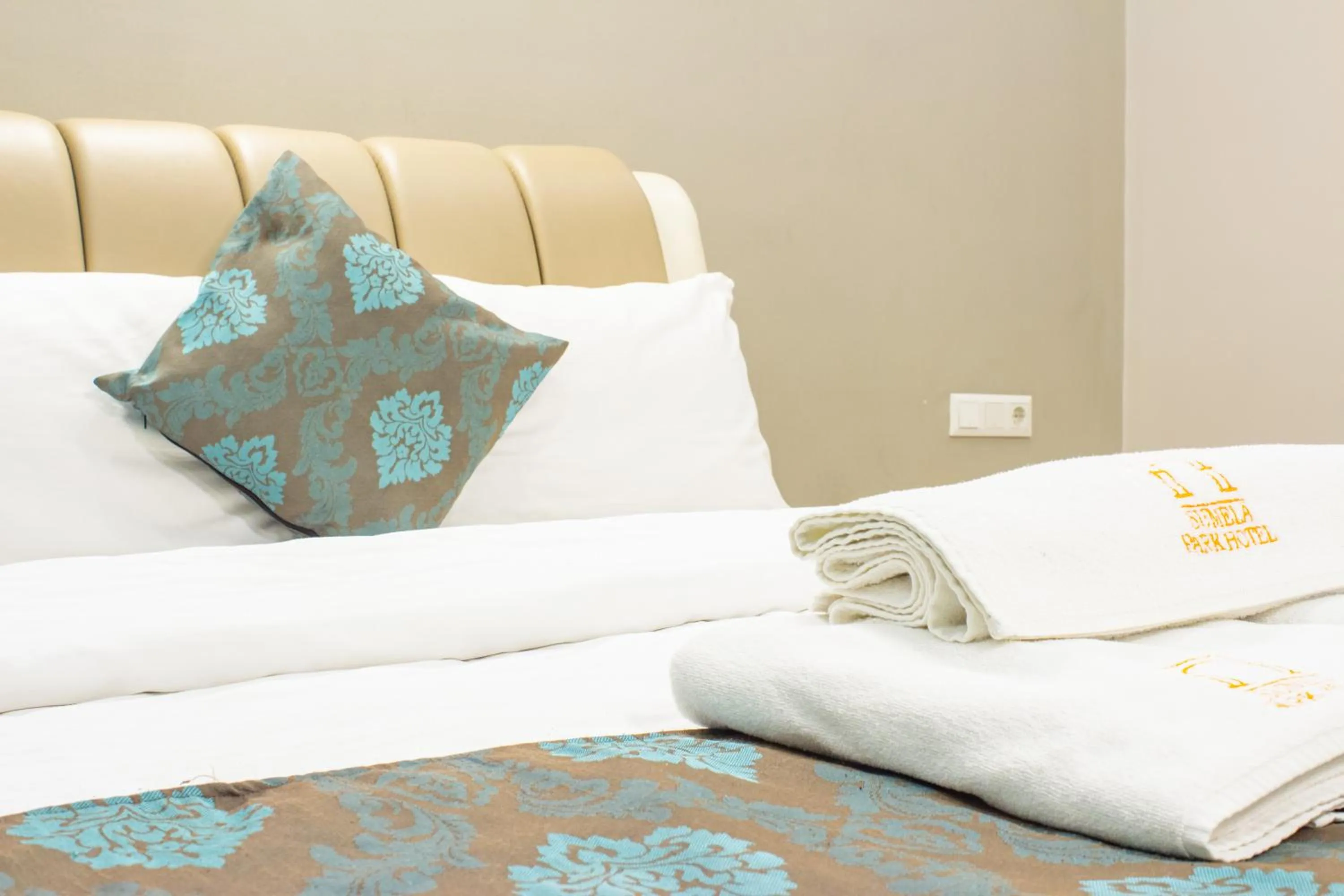 Bed in Sumela Park Hotel