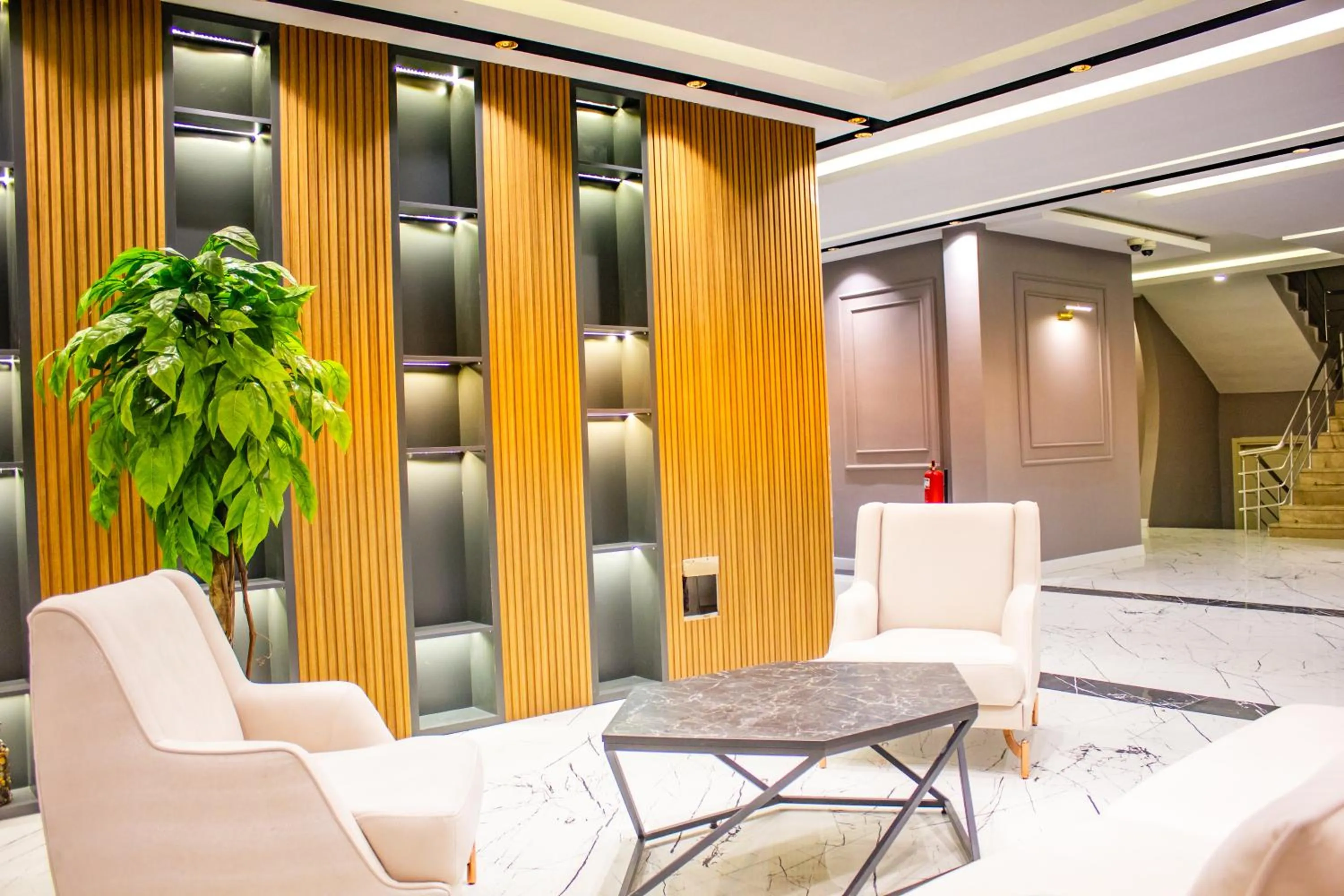 Communal lounge/ TV room in Sumela Park Hotel