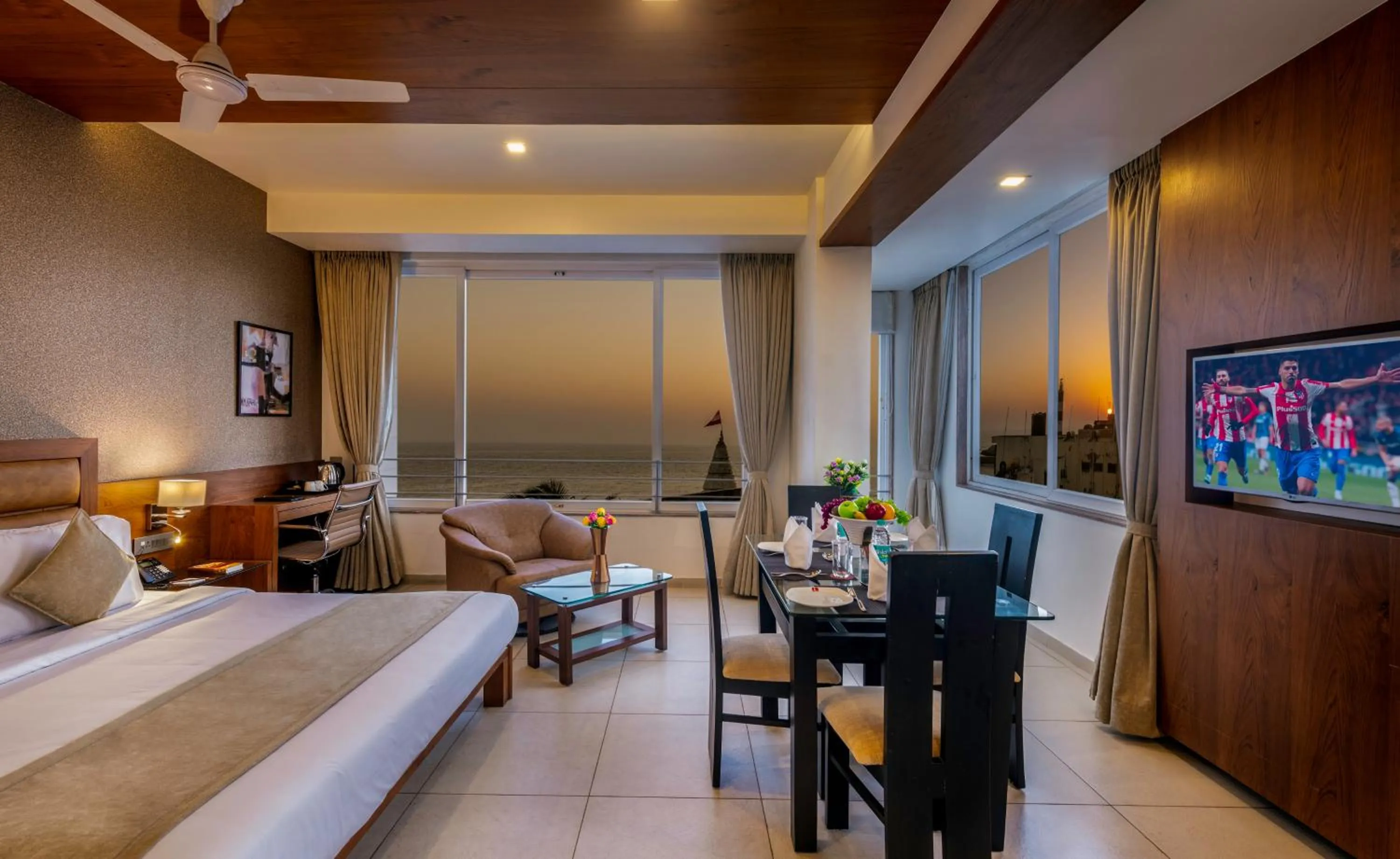 Sea view, Bed in Dwarkadhish Lords Eco Inn