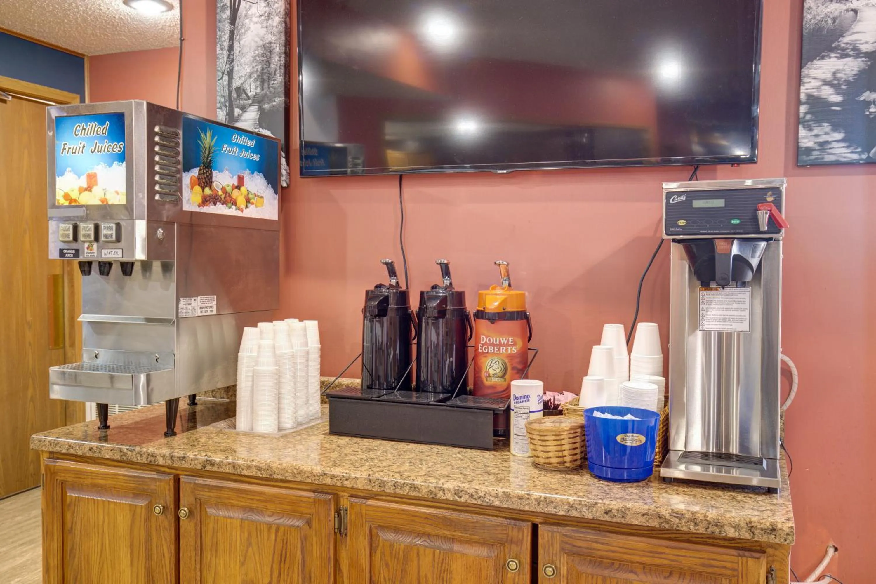 American breakfast in Ramada by Wyndham Branson Theatre District
