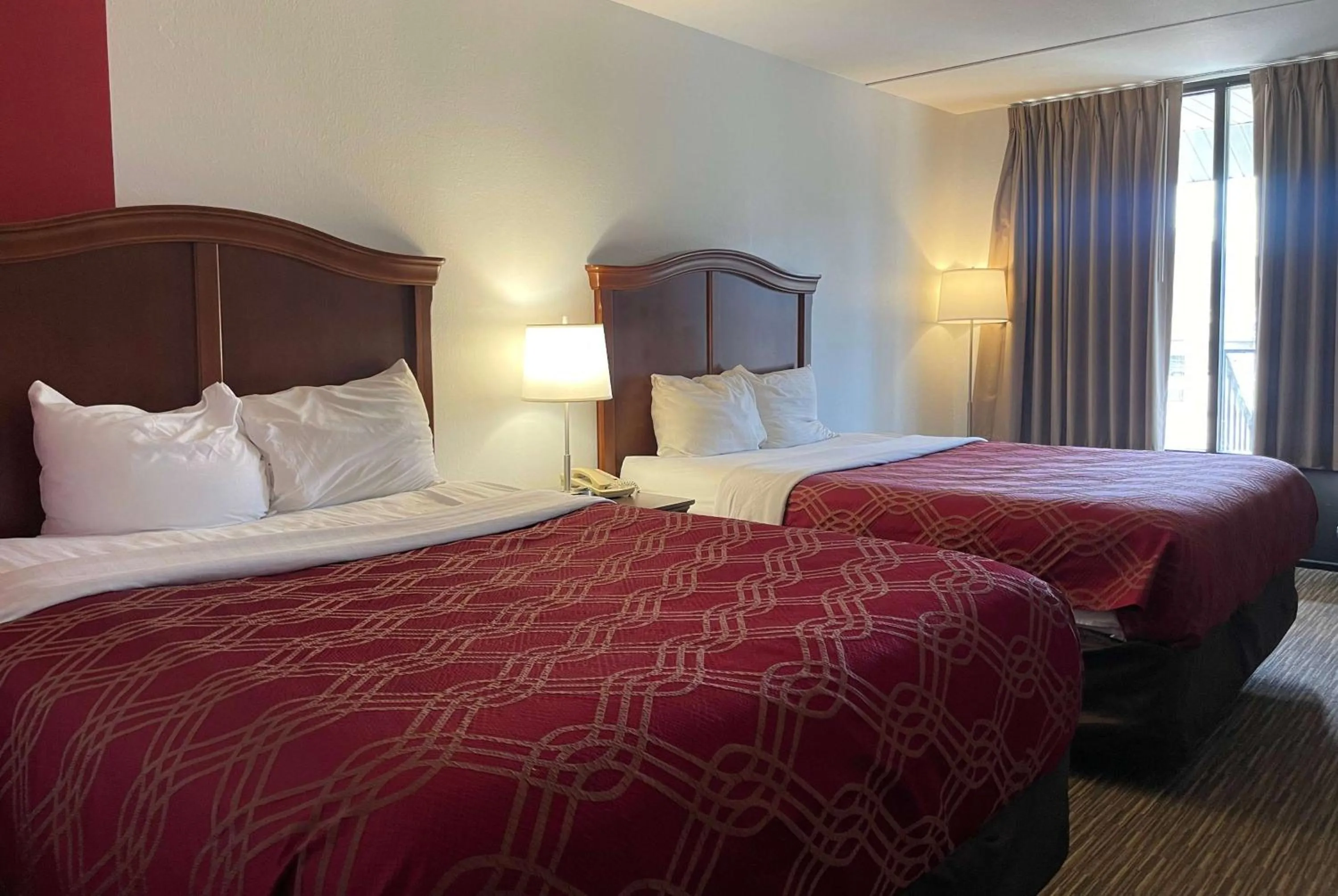 Photo of the whole room in Ramada by Wyndham Branson Theatre District