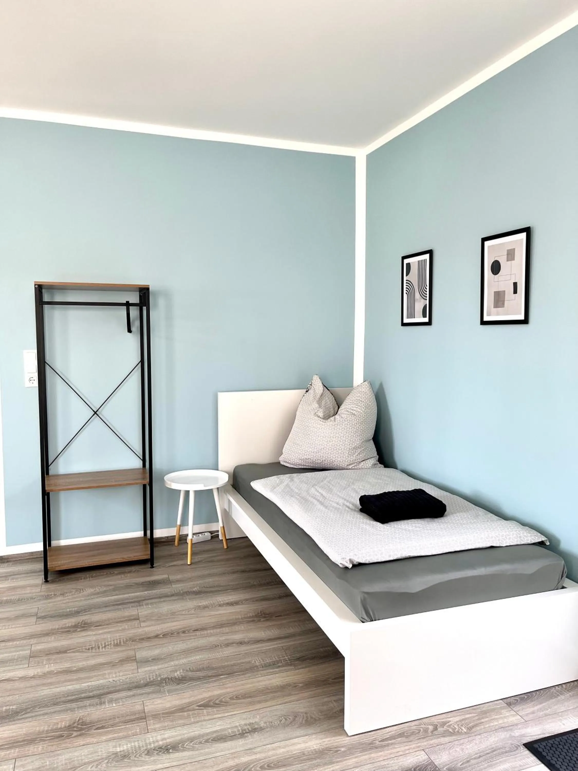 Bed in Handwerker Wohnung - WLAN - Küche - Bad - bis zu 4 Personen