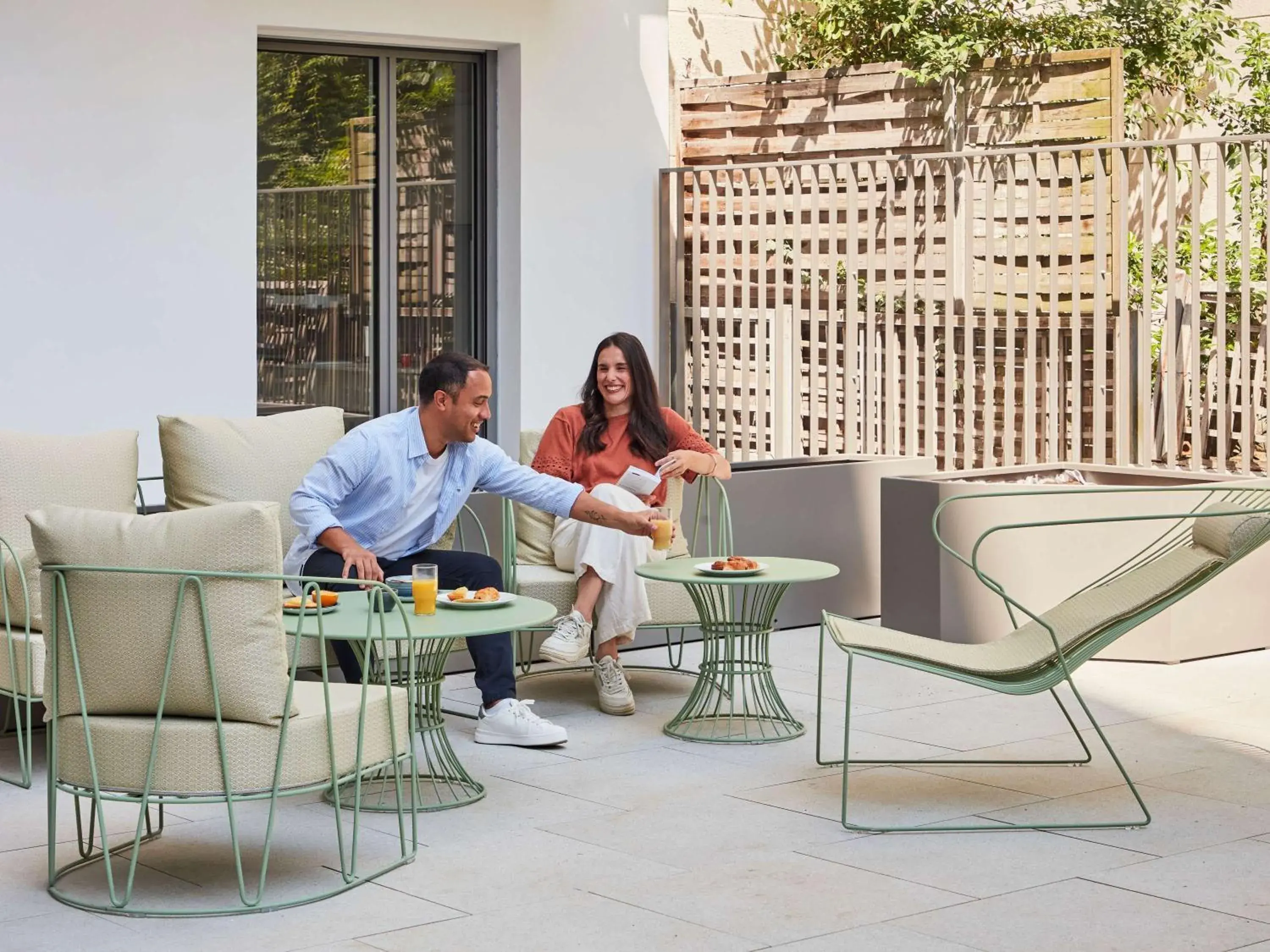 Property building in Aparthotel Adagio Paris Boulogne Property building in Aparthotel Adagio Paris Boulogne