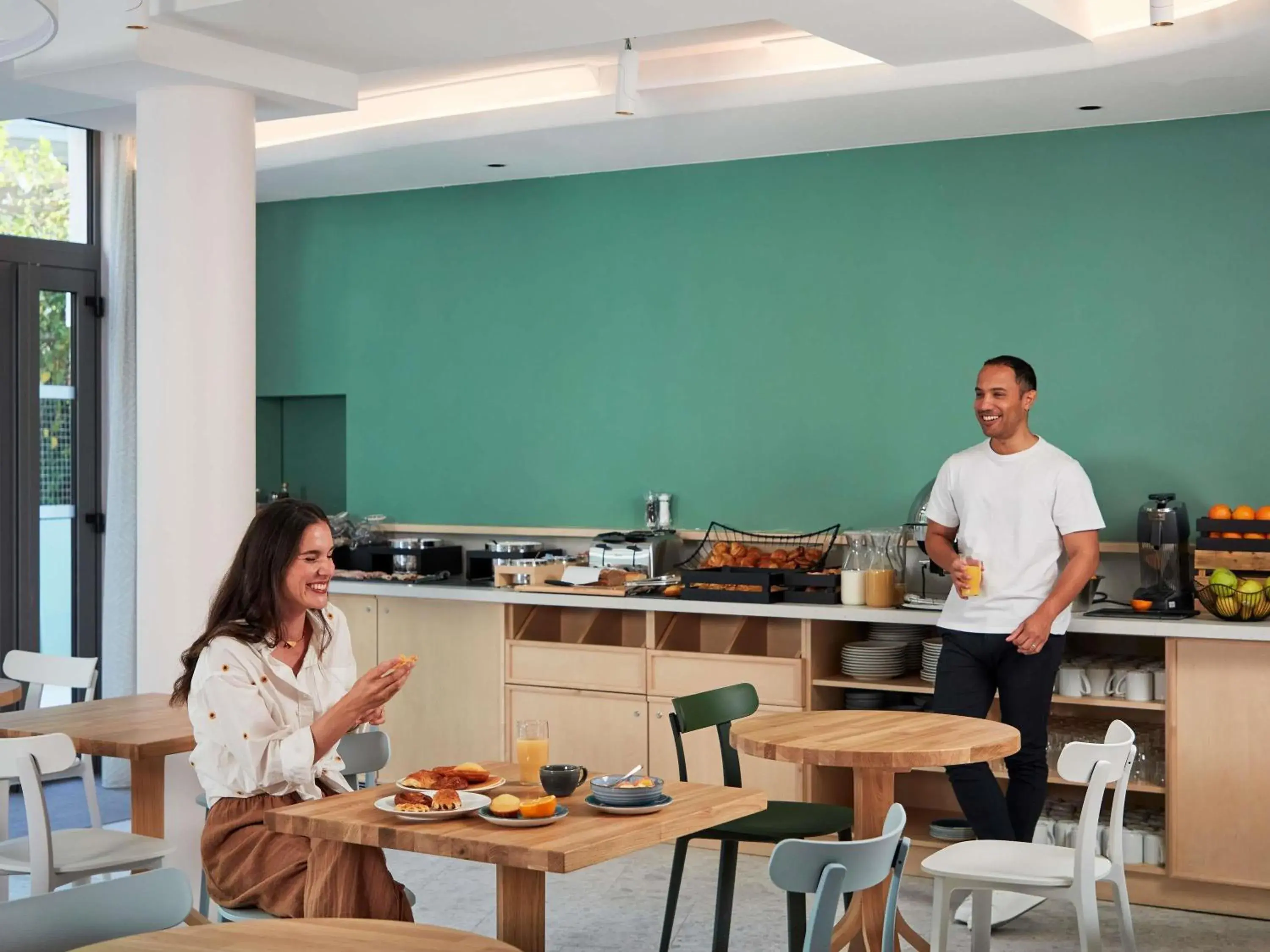 Property building in Aparthotel Adagio Paris Boulogne Property building in Aparthotel Adagio Paris Boulogne