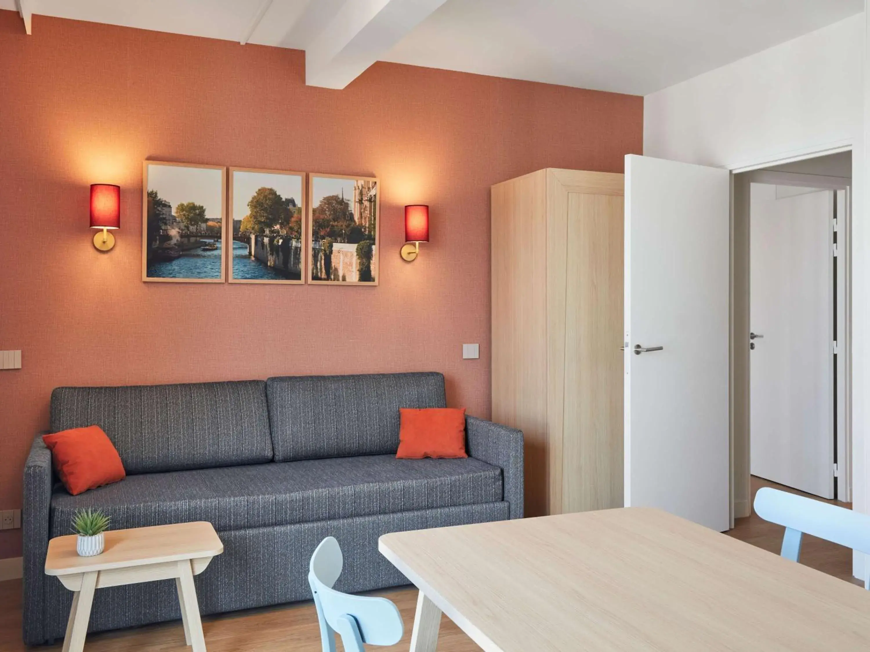 Bedroom in Aparthotel Adagio Paris Boulogne Bedroom in Aparthotel Adagio Paris Boulogne