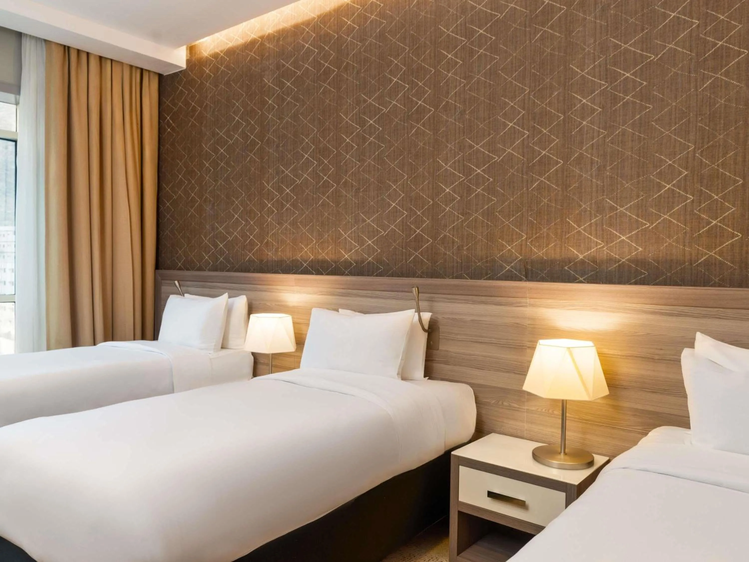 Bedroom, Bed in Mercure Makkah Aziziah