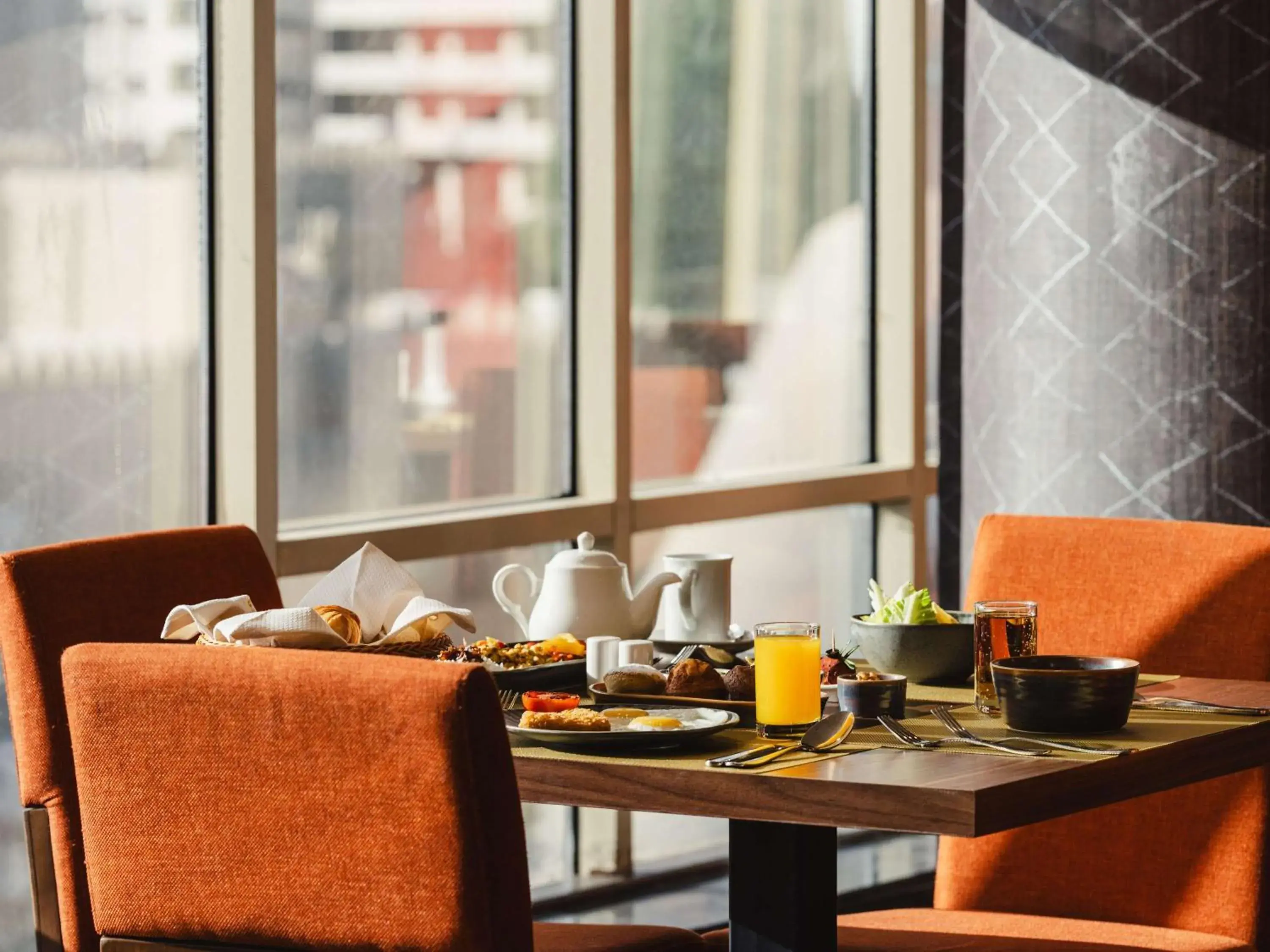 Restaurant/places to eat in Mercure Makkah Aziziah Restaurant/places to eat in Mercure Makkah Aziziah