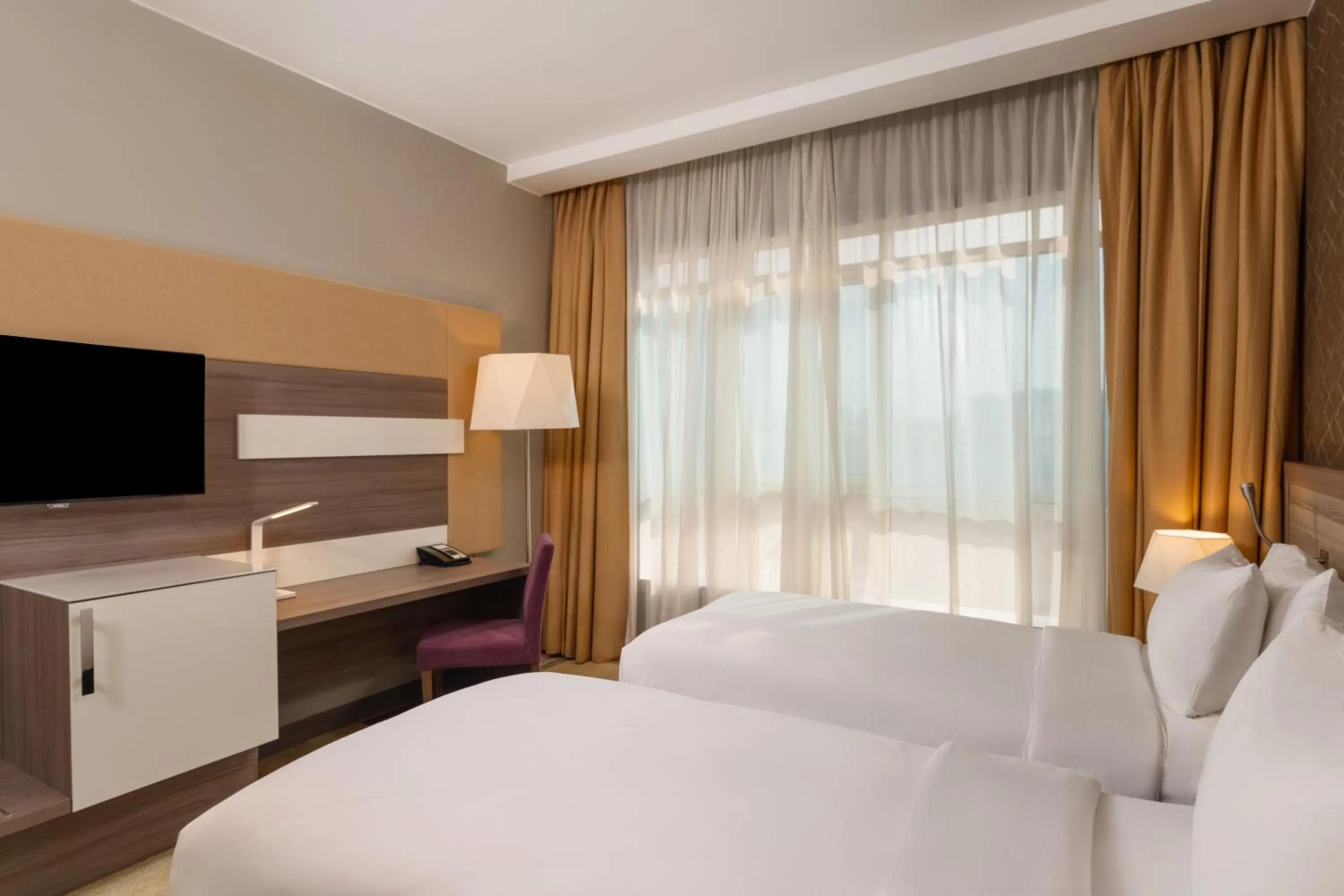 Bedroom, Bed in Mercure Makkah Aziziah