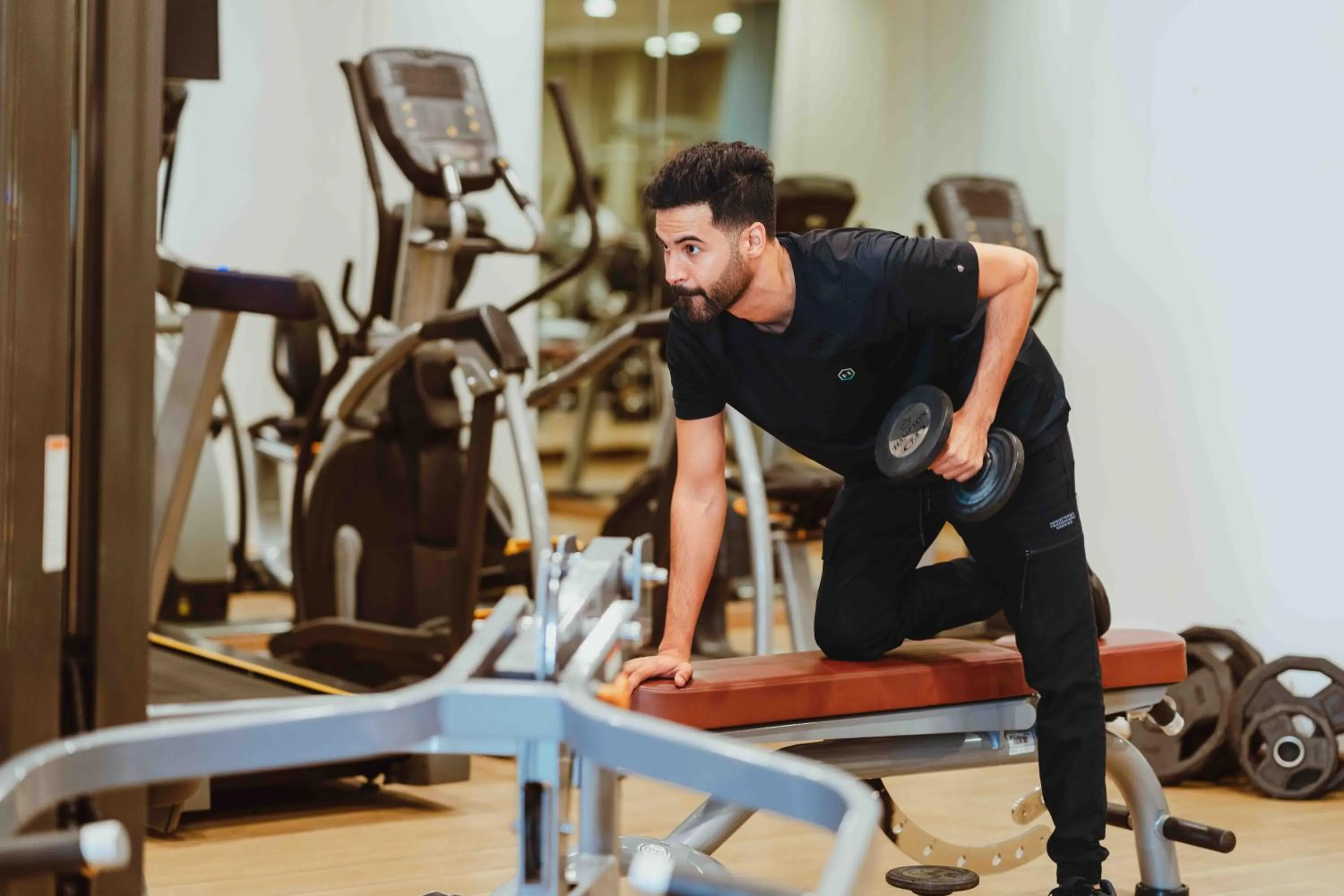 Fitness centre/facilities in Mercure Makkah Aziziah