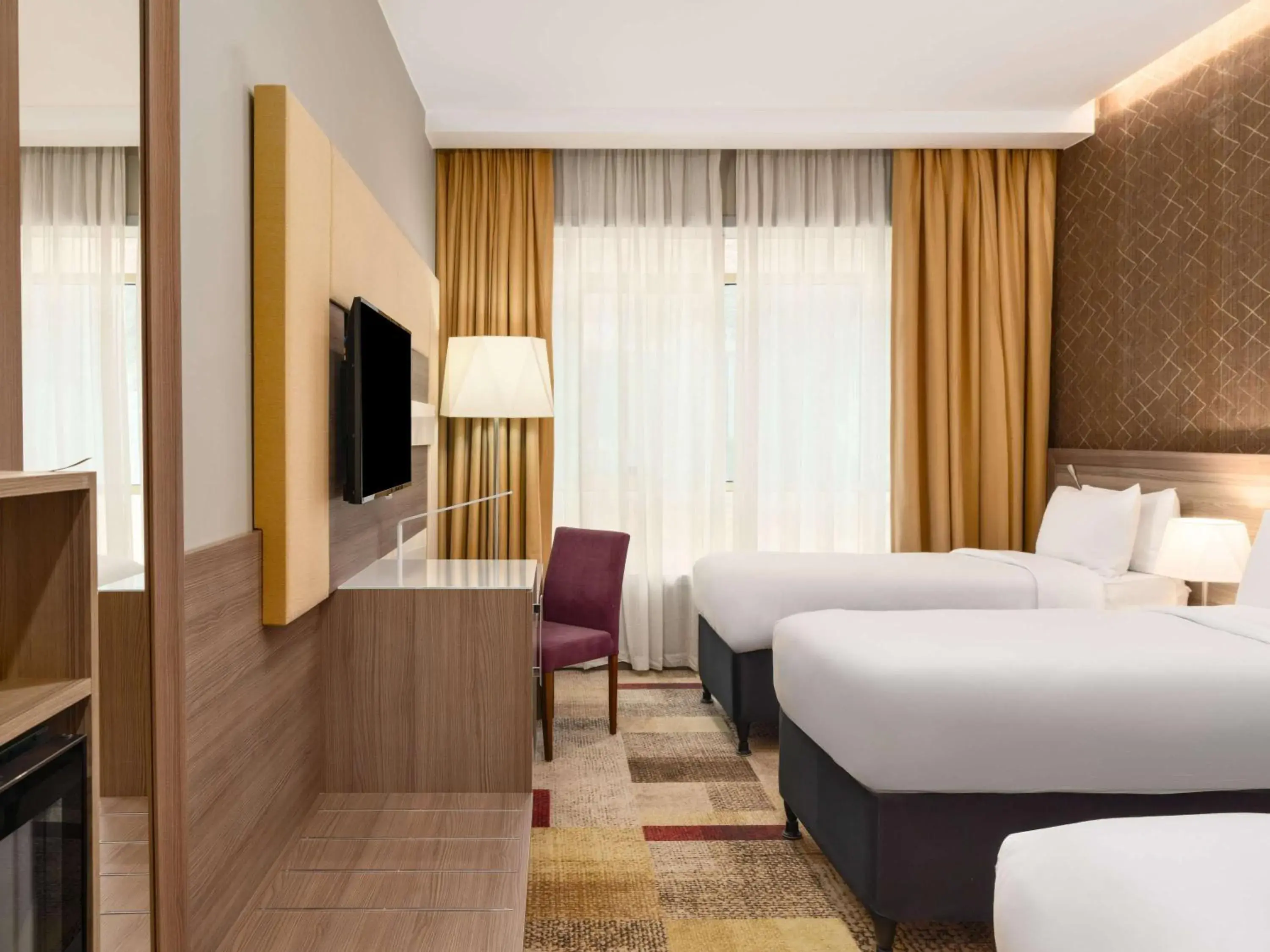 Property building, Bed in Mercure Makkah Aziziah Property building, Bed in Mercure Makkah Aziziah