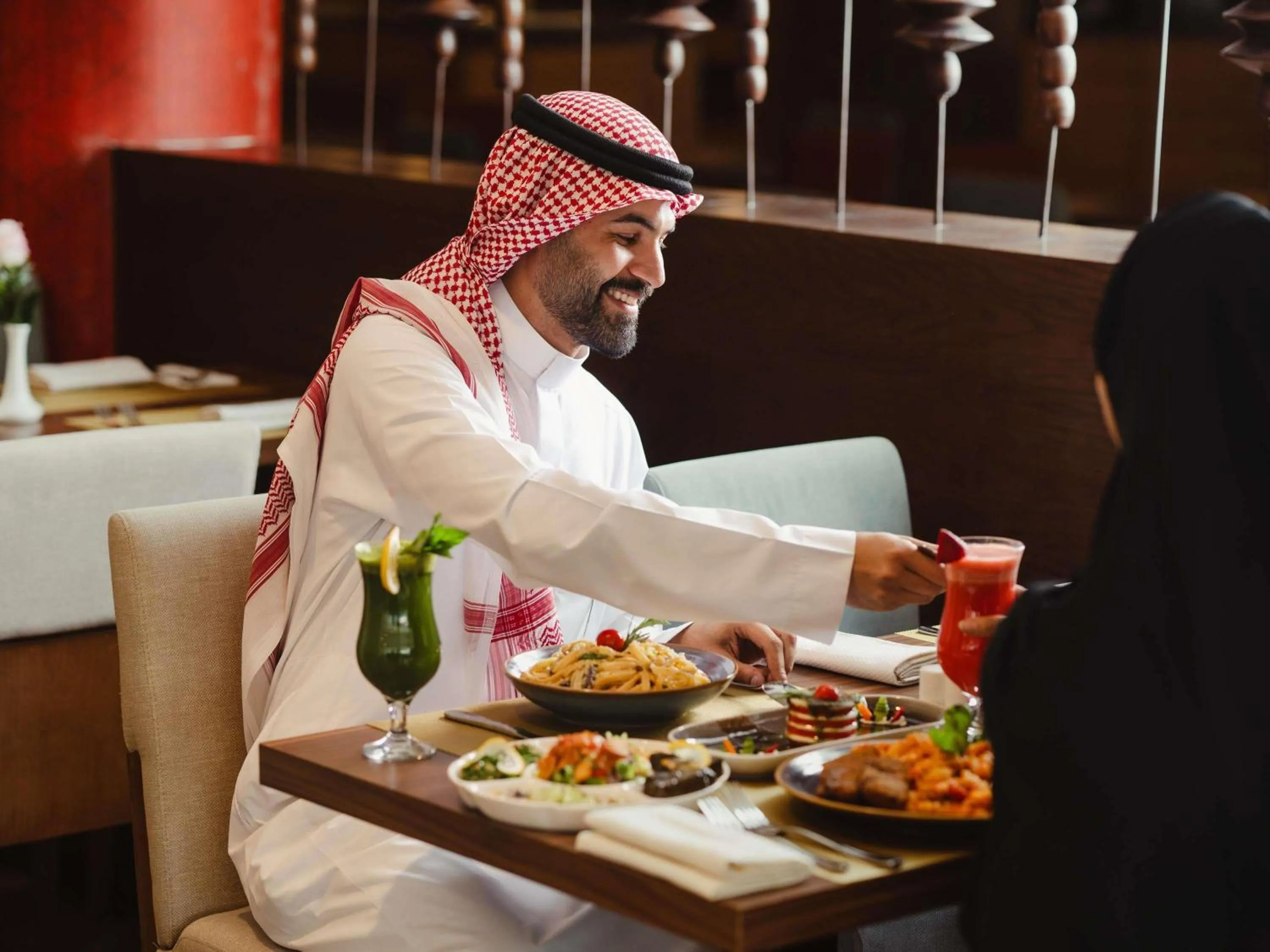 Restaurant/places to eat in Mercure Makkah Aziziah