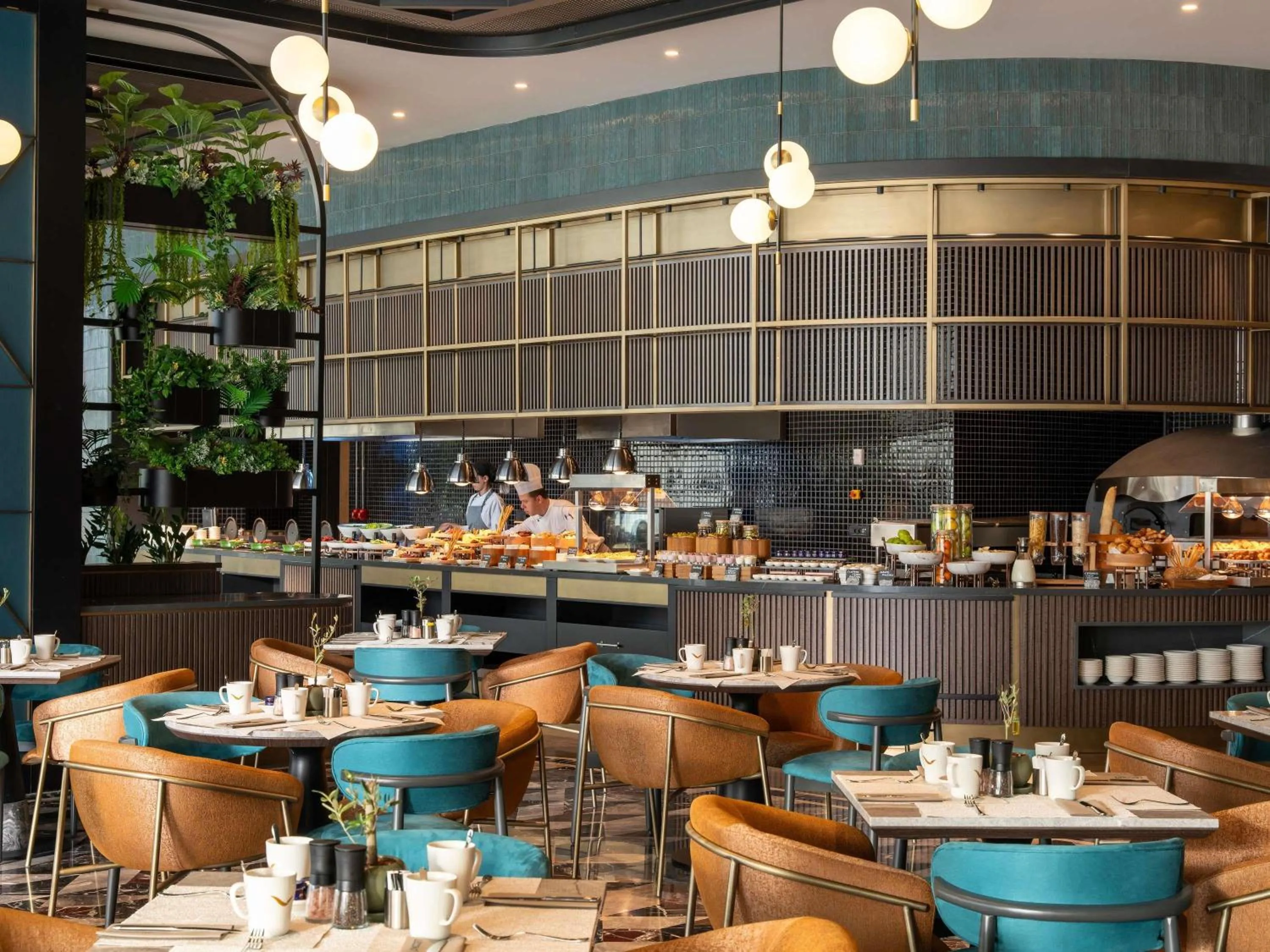 Restaurant/places to eat in Mövenpick Hotel Istanbul Marmara Sea