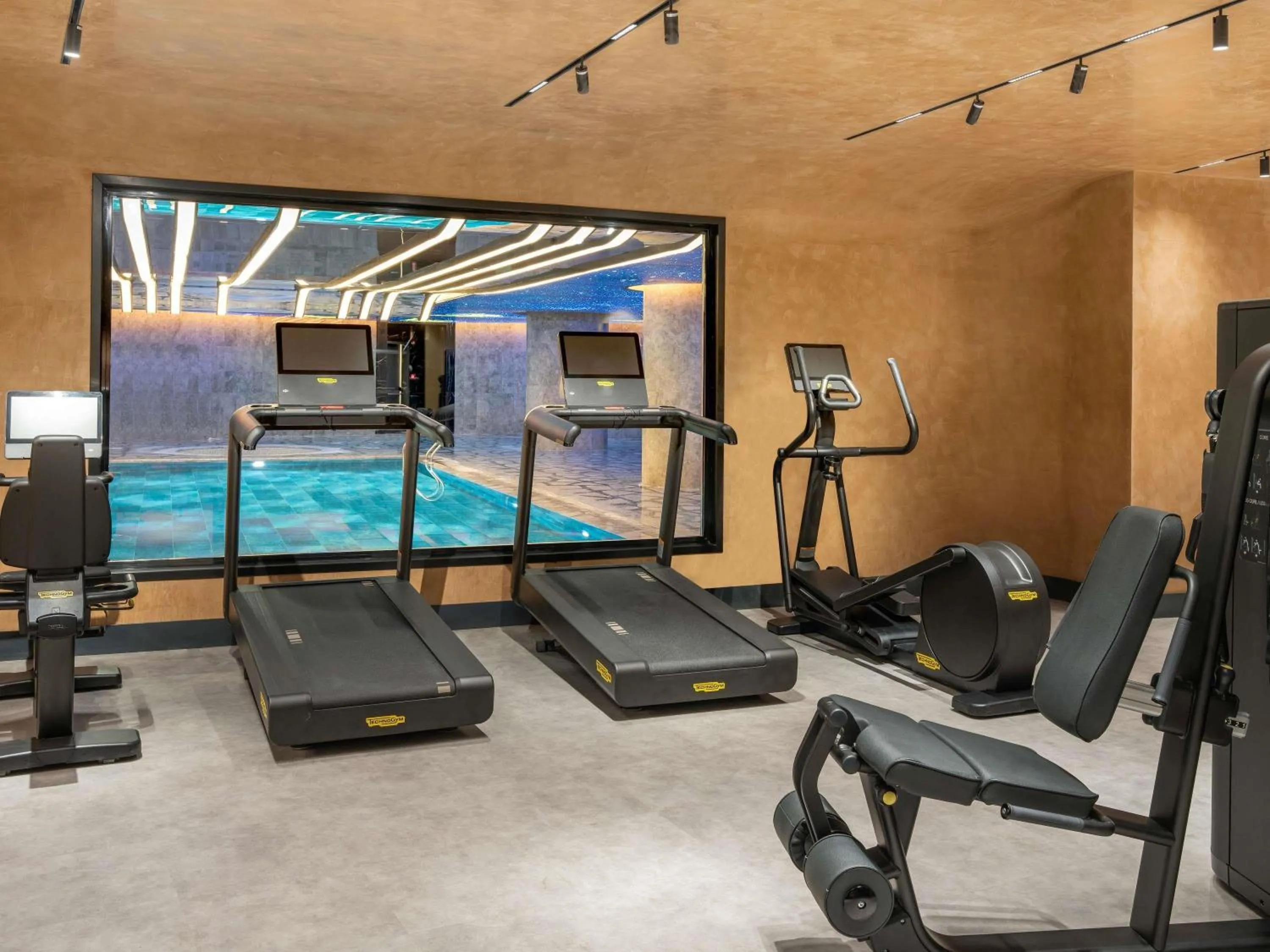 Spa and wellness centre/facilities in Mövenpick Hotel Istanbul Marmara Sea