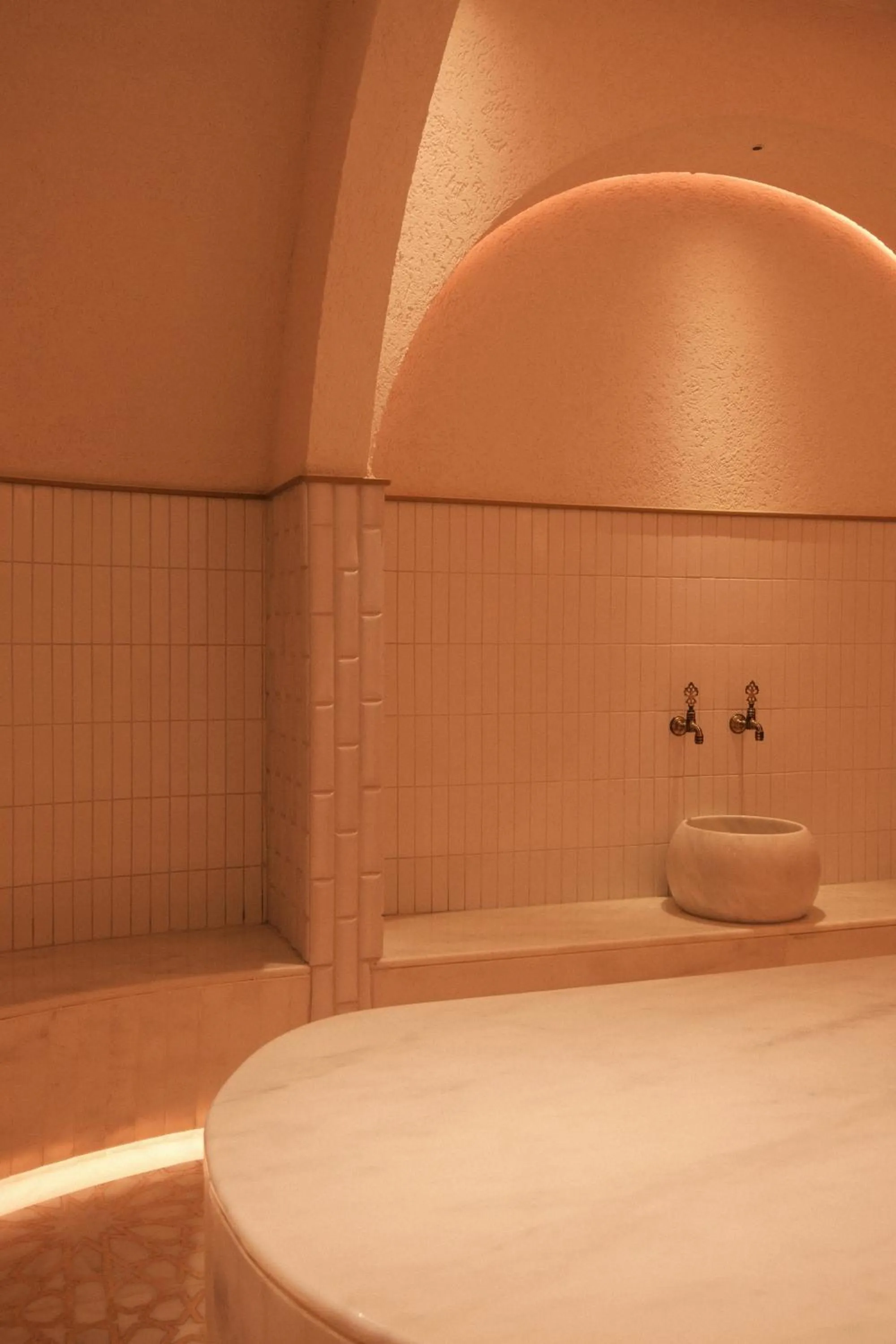 Hot Tub in Mövenpick Hotel Istanbul Marmara Sea