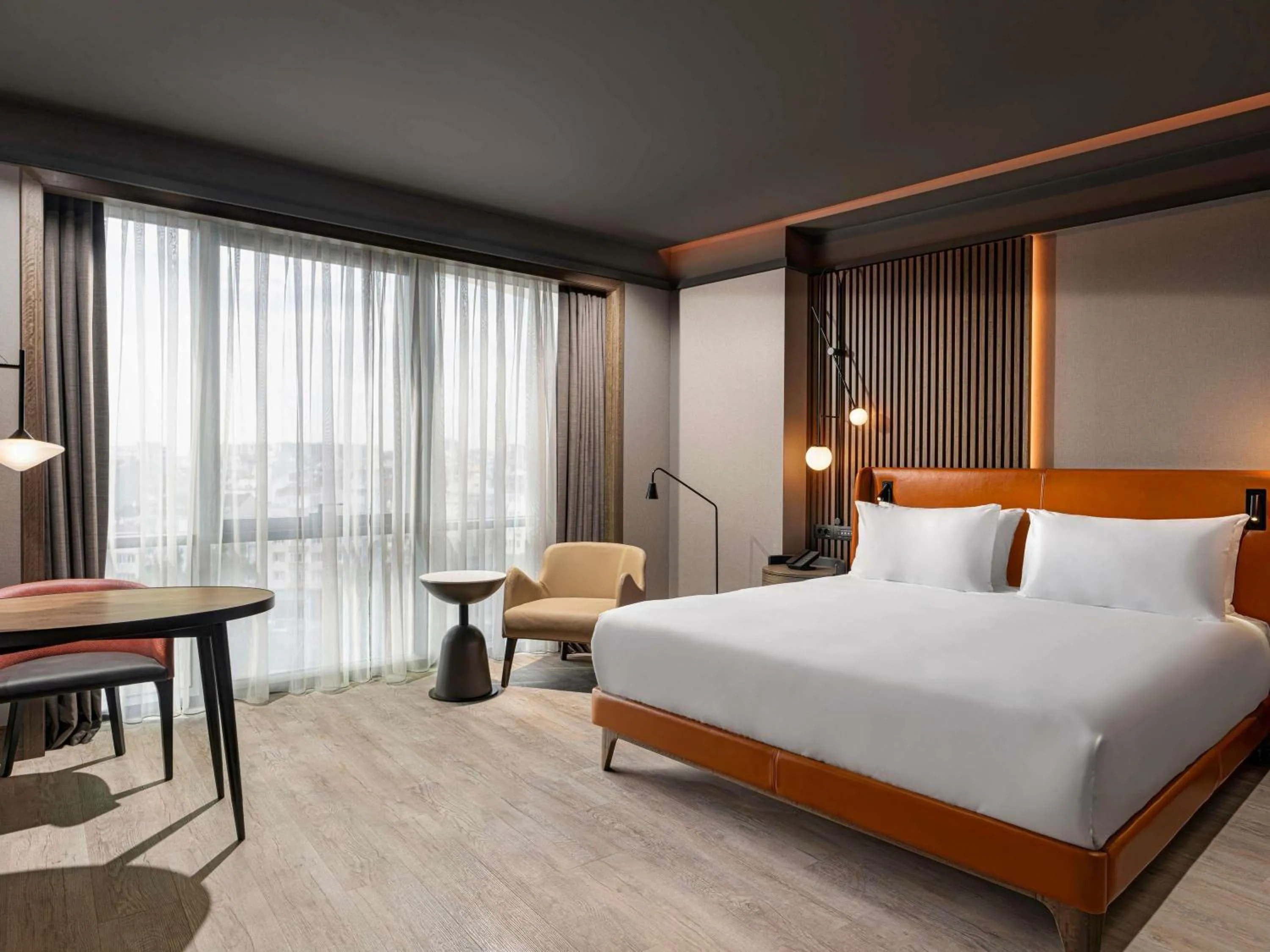 Bedroom, Bed in Mövenpick Hotel Istanbul Marmara Sea