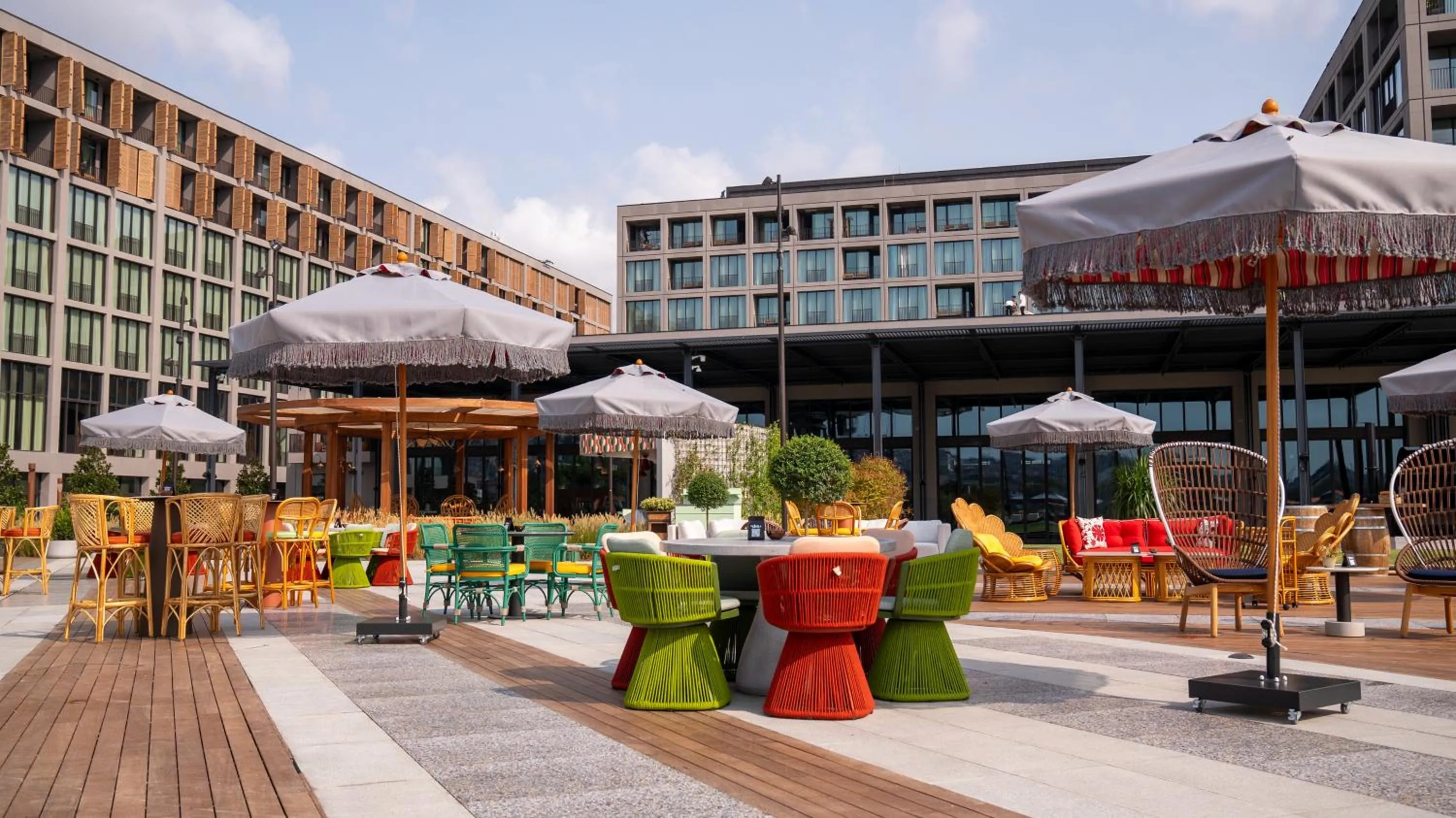 Restaurant/places to eat in Rixos Tersane Istanbul