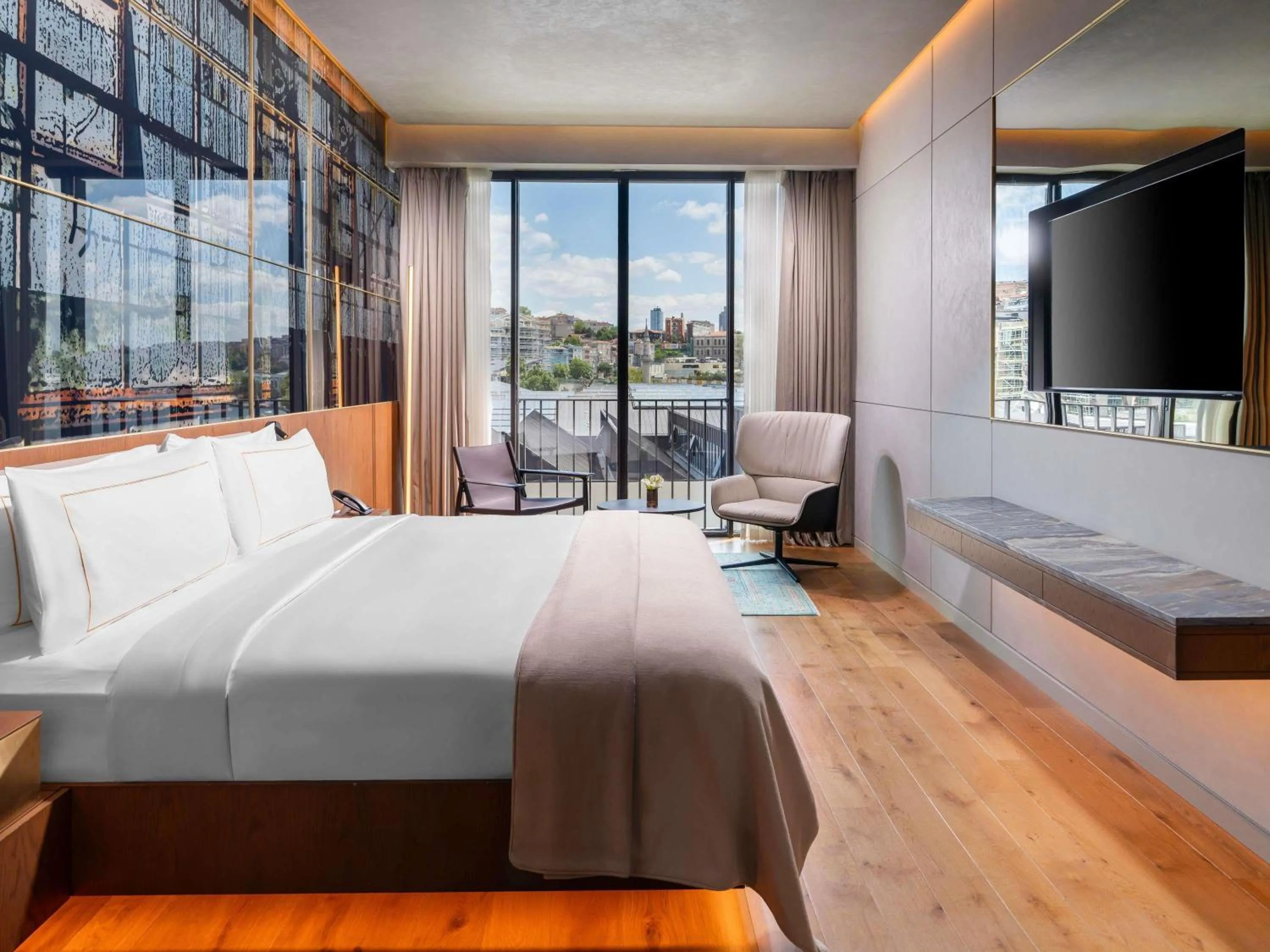 Bedroom, Bed in Rixos Tersane Istanbul