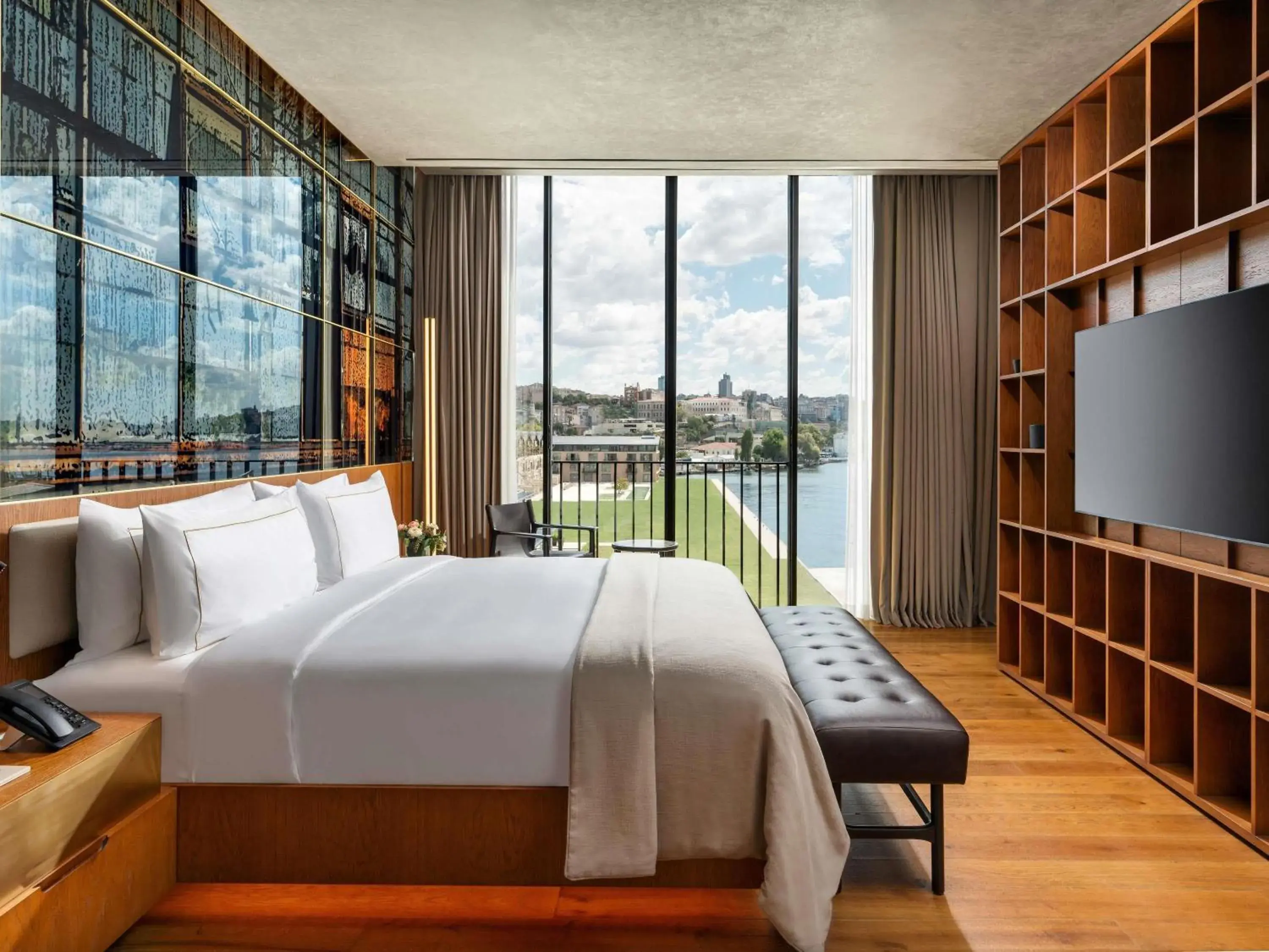 Bedroom, Bed in Rixos Tersane Istanbul Bedroom, Bed in Rixos Tersane Istanbul