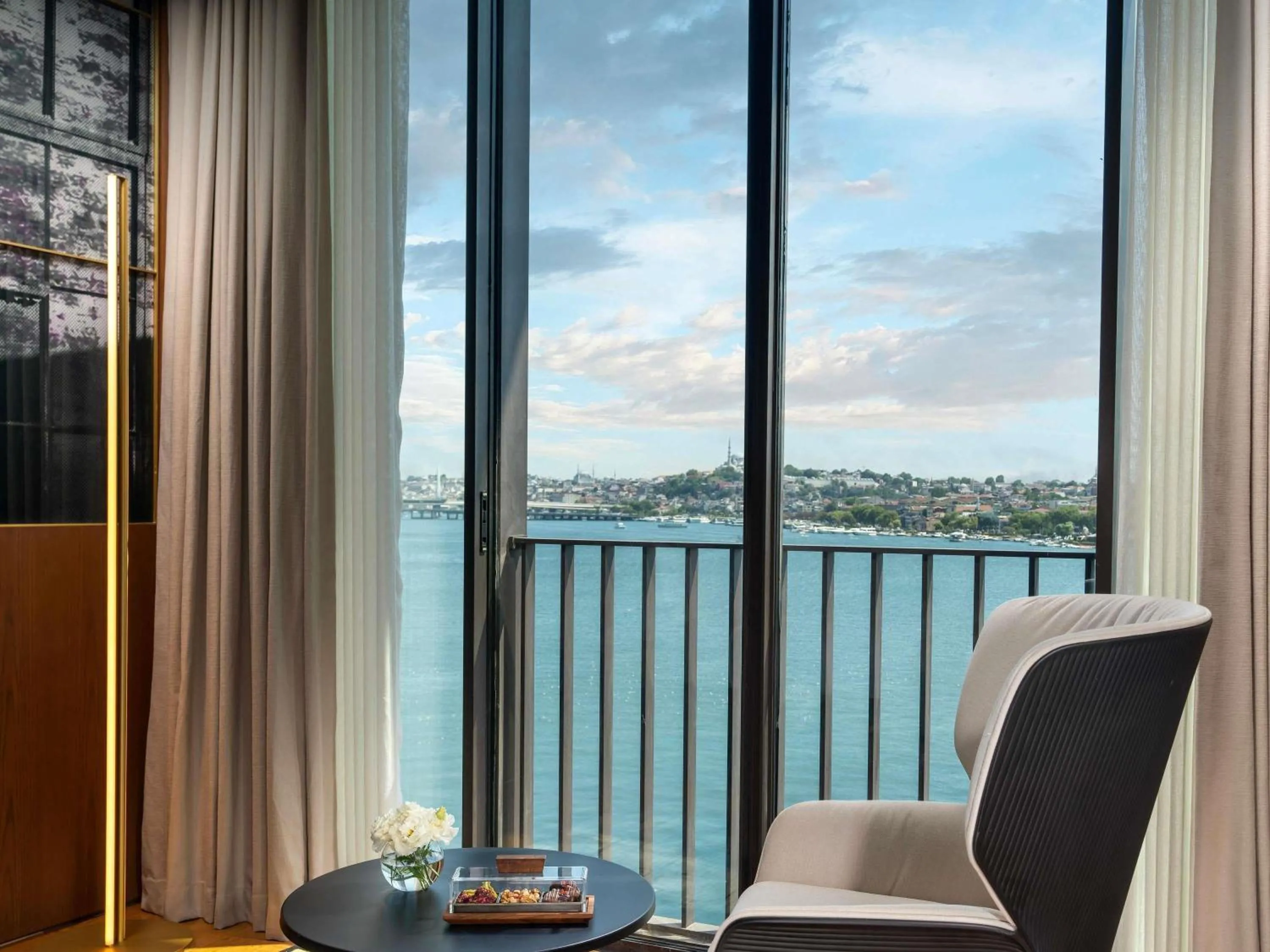 Bedroom in Rixos Tersane Istanbul