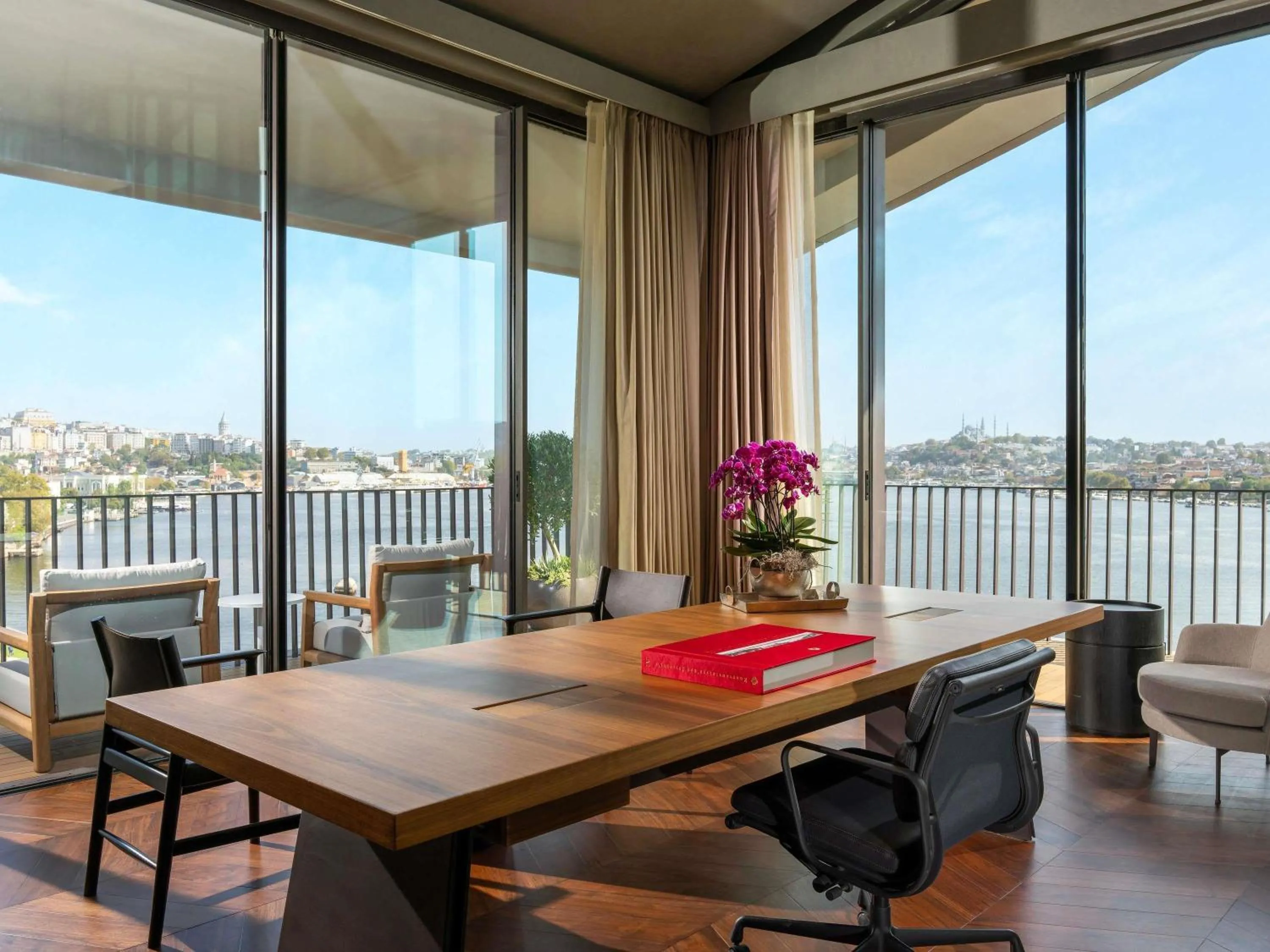 Bedroom in Rixos Tersane Istanbul