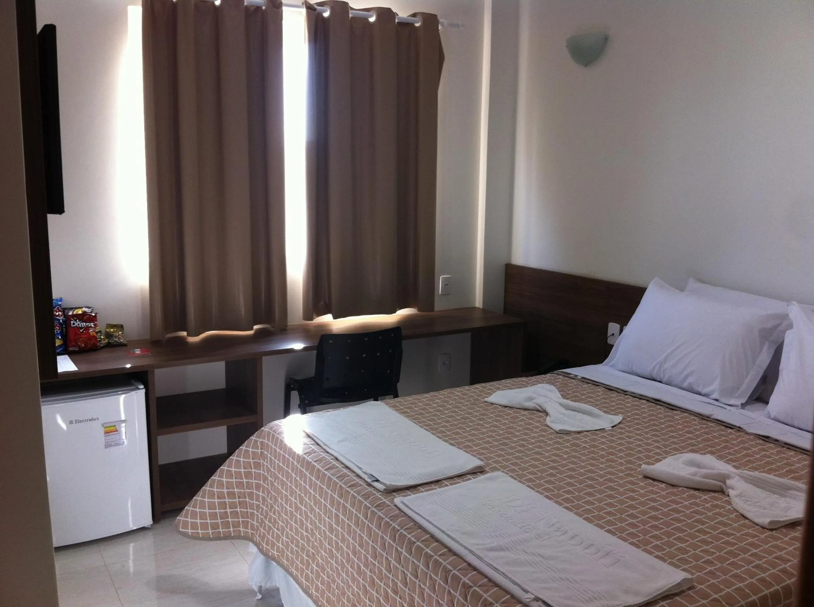 Deluxe Double Room with Pool View in Di Napoli Plaza Hotel