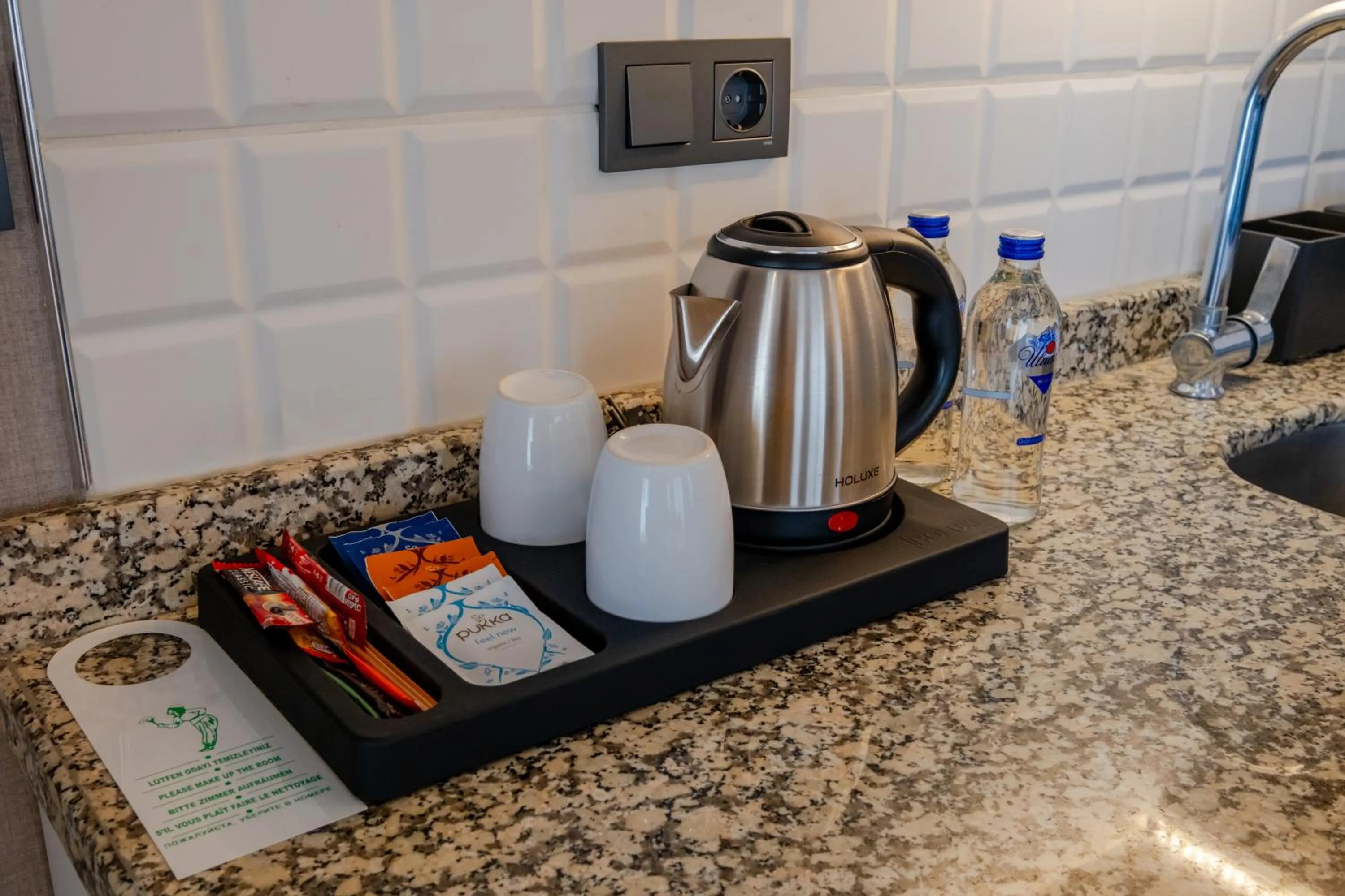 Coffee/tea facilities in The Row Suites Taksim