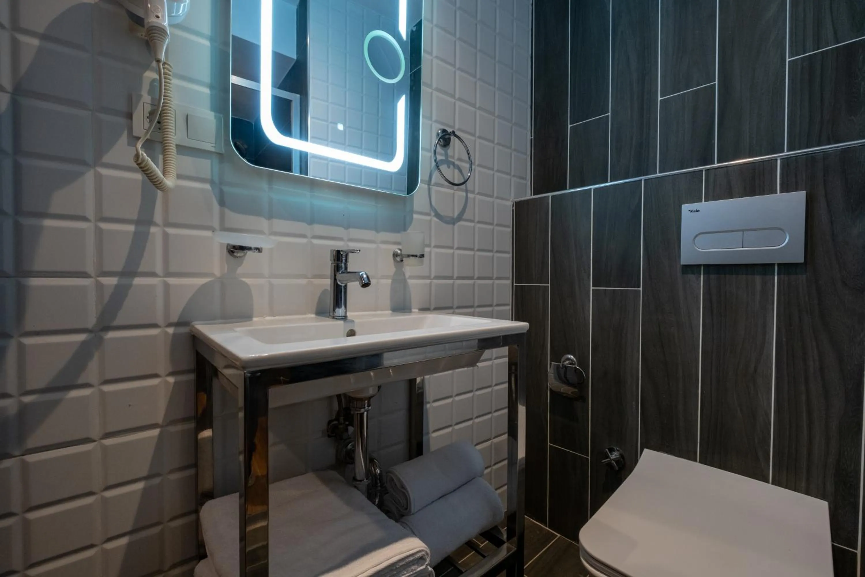 Bathroom in The Row Suites Taksim