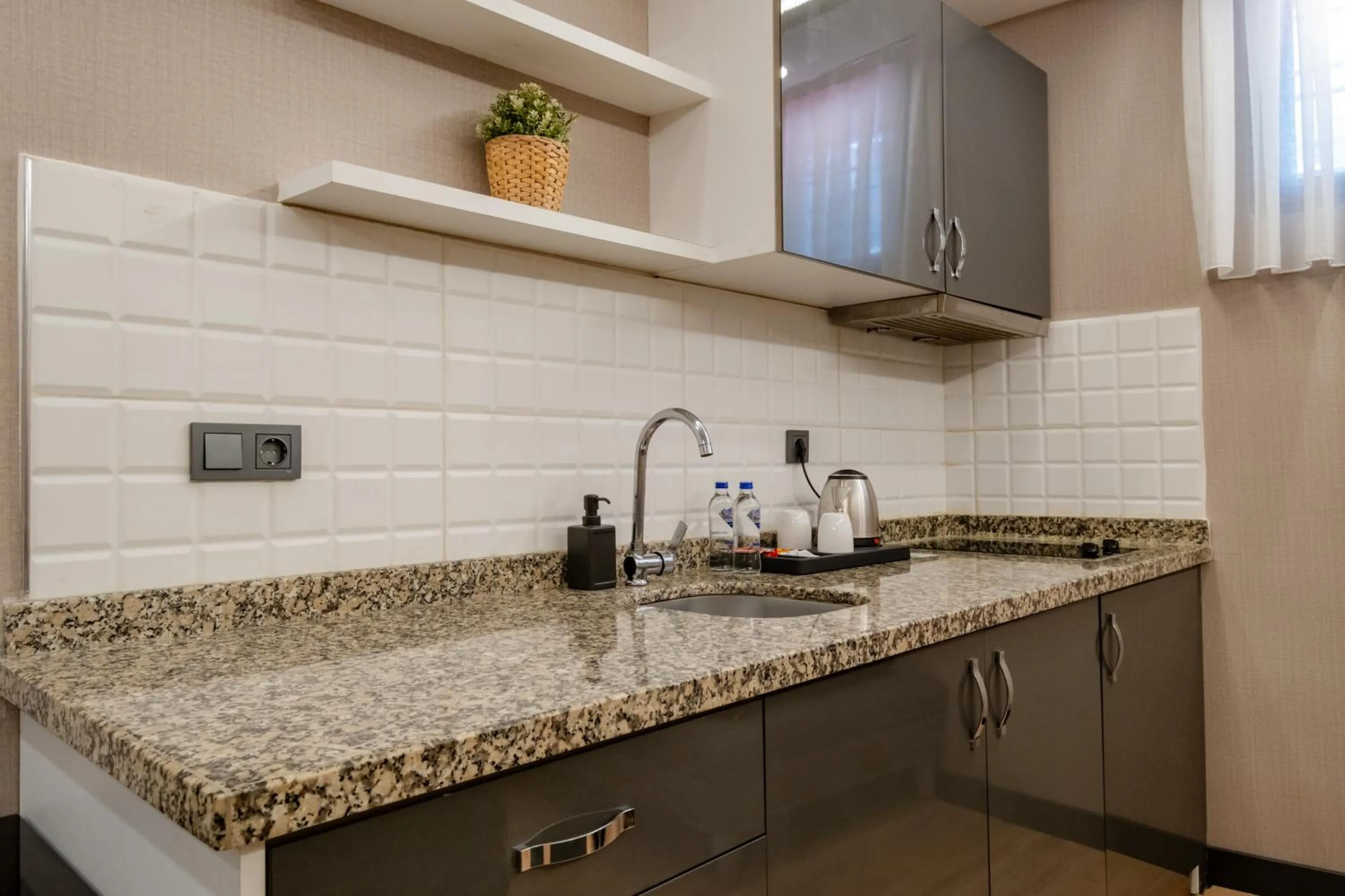 Kitchen or kitchenette in The Row Suites Taksim