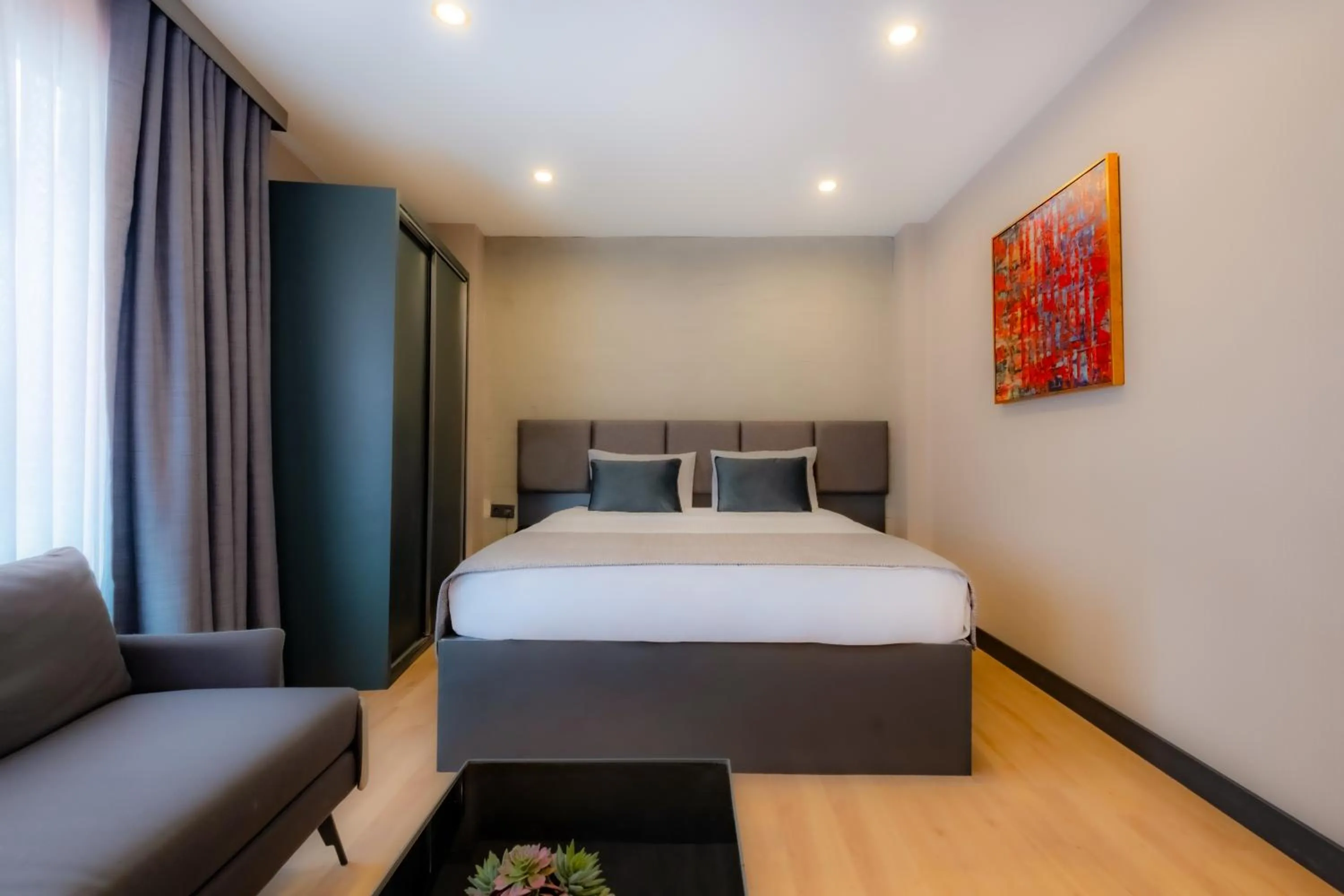 Bed in The Row Suites Taksim