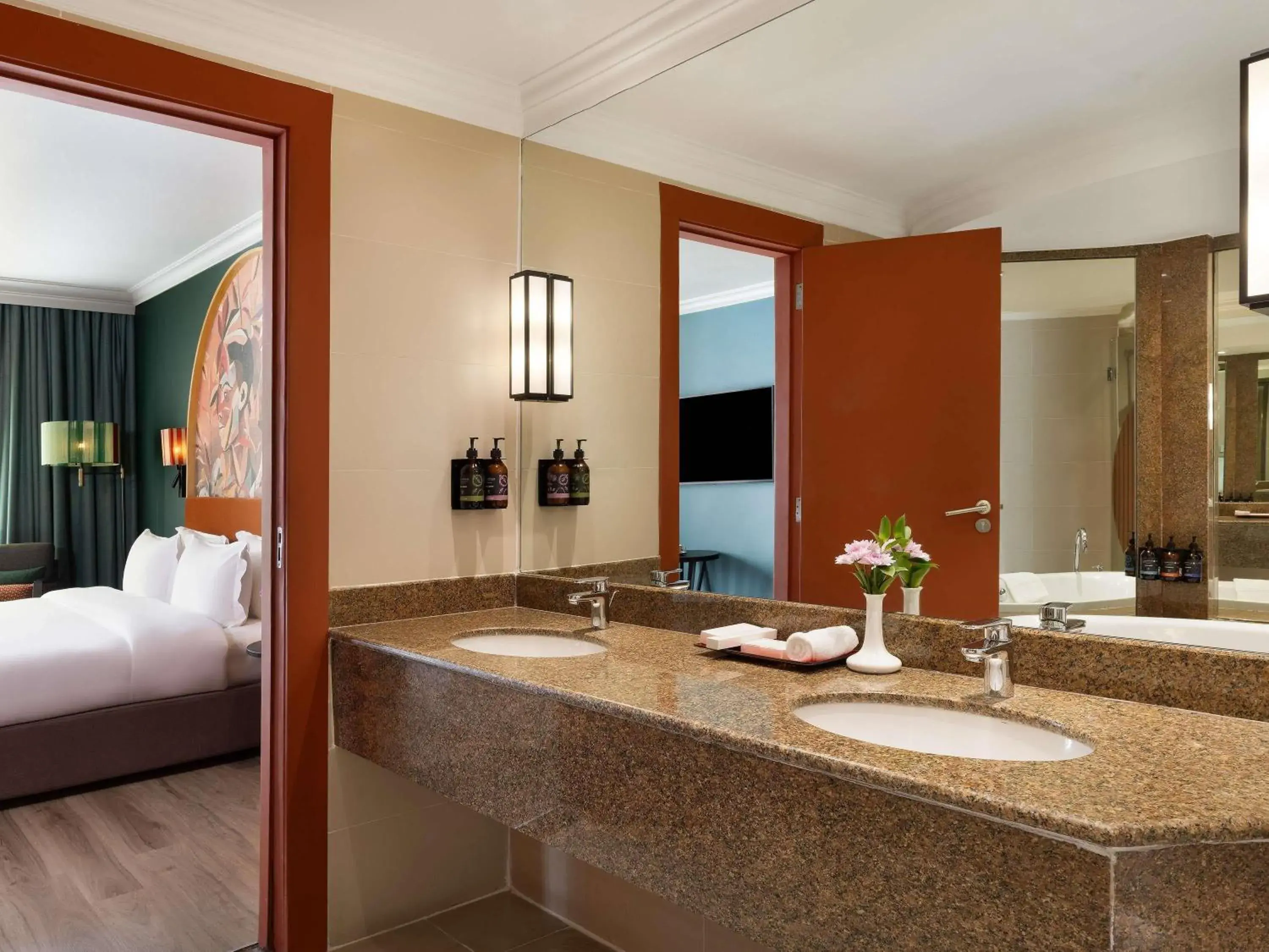 Bedroom, Bed in Pullman Nairobi Upper Hill Bedroom, Bed in Pullman Nairobi Upper Hill