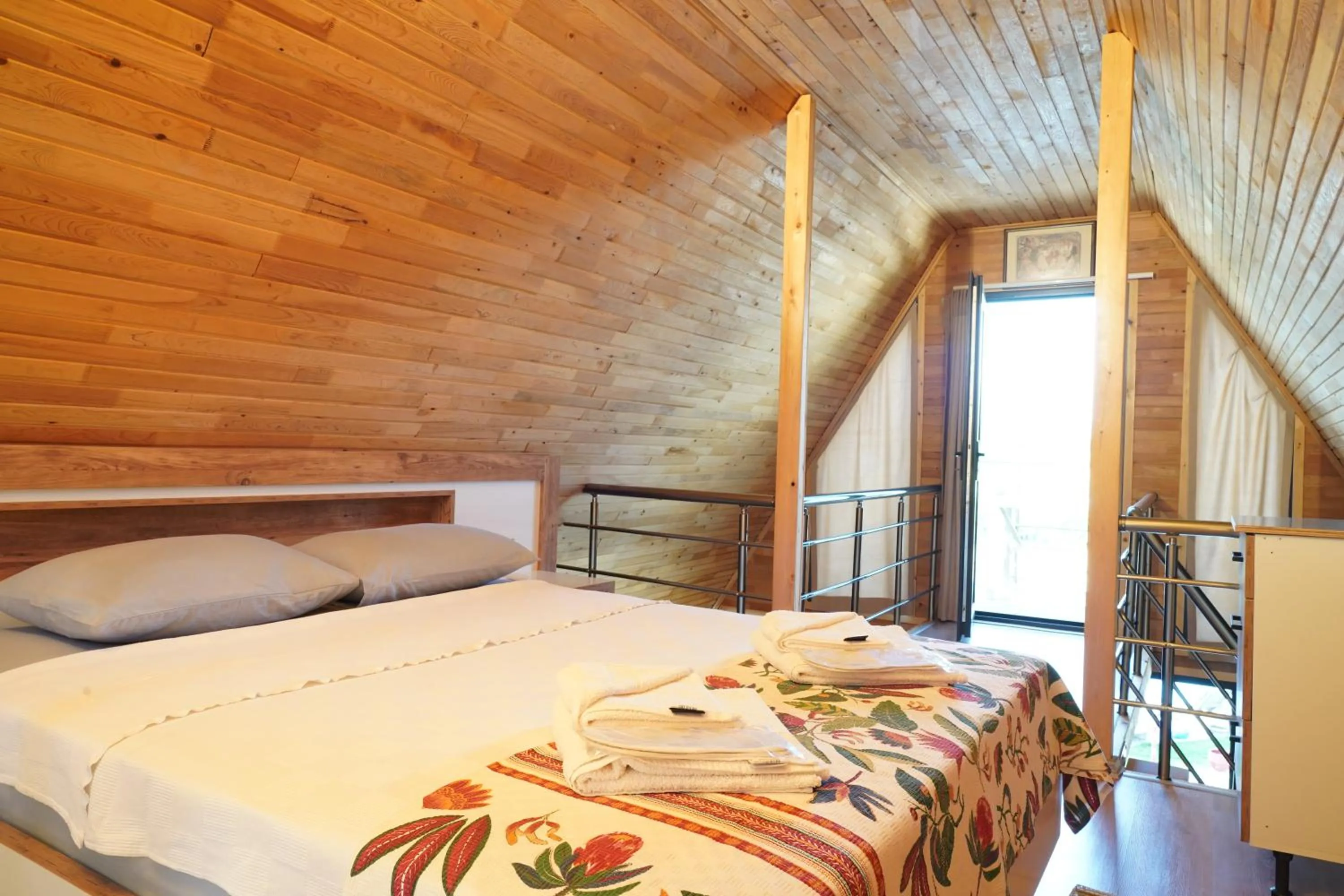 Kandybos Eco Farm Village