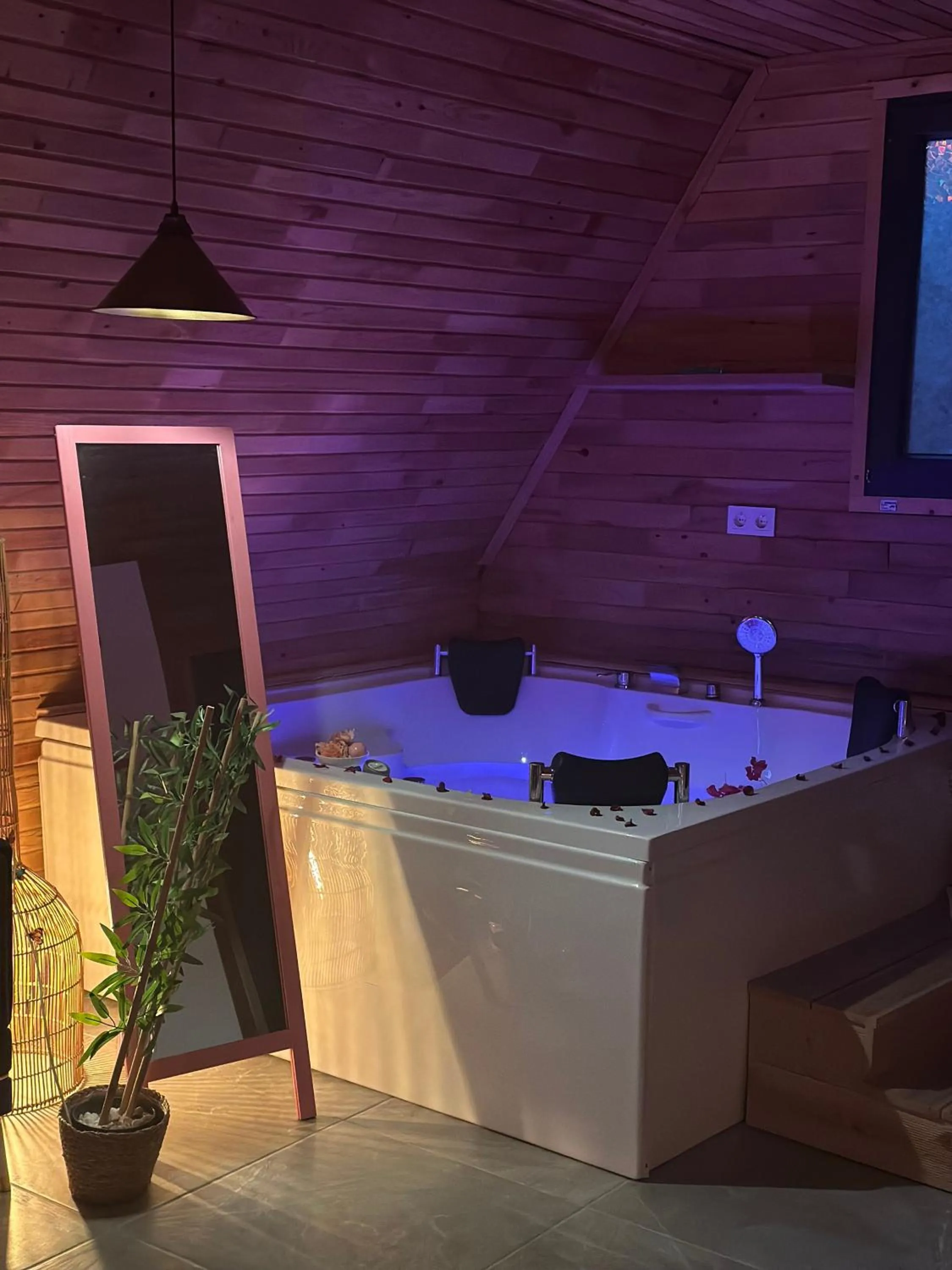 Spa and wellness centre/facilities in Kandybos Eco Farm Village