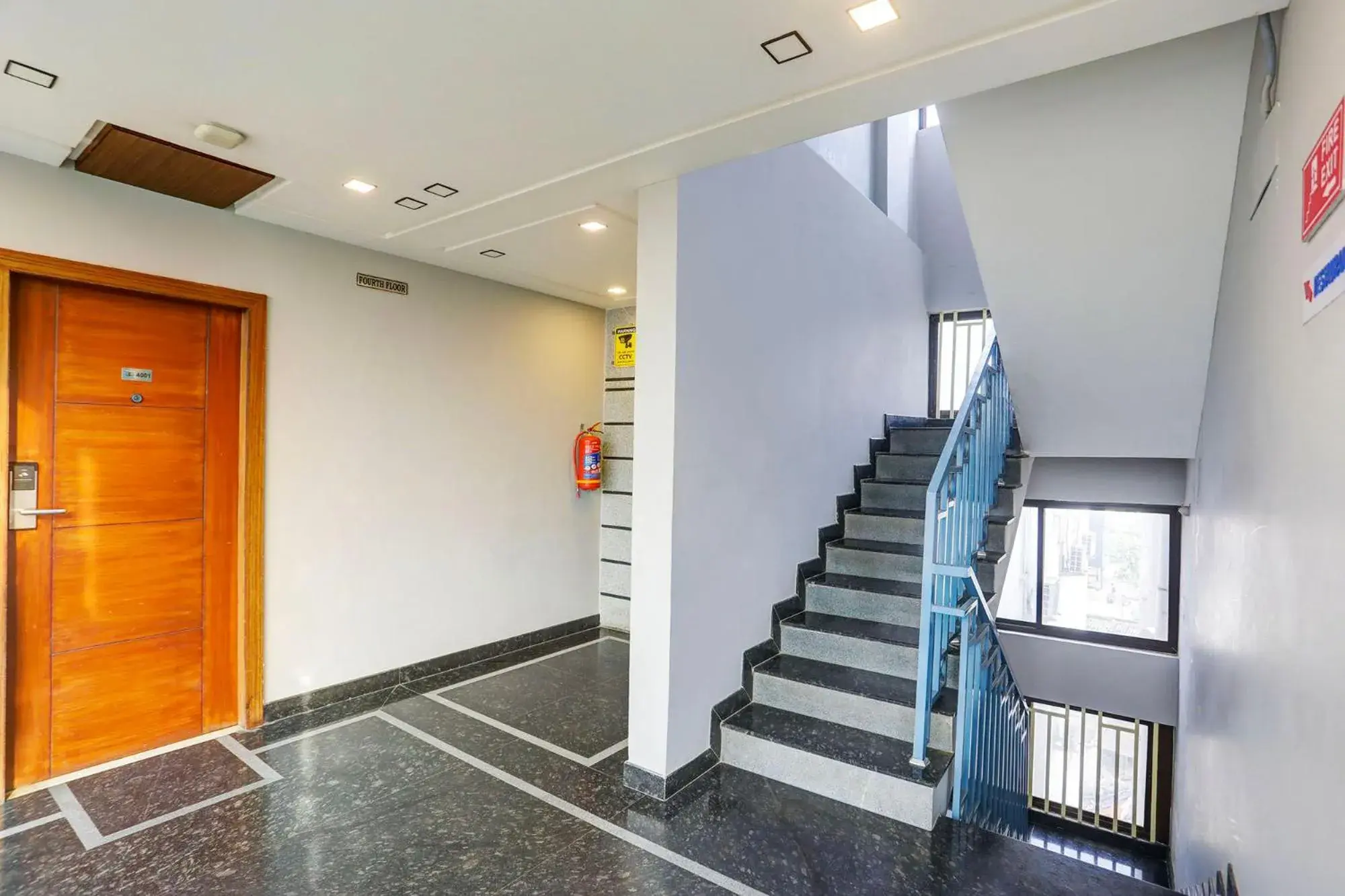 Lobby or reception in Hotel Orange Park Lobby or reception in Hotel Orange Park