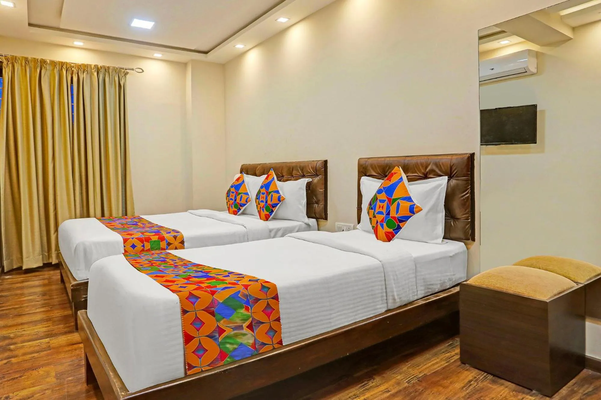 Bed in Hotel Orange Park