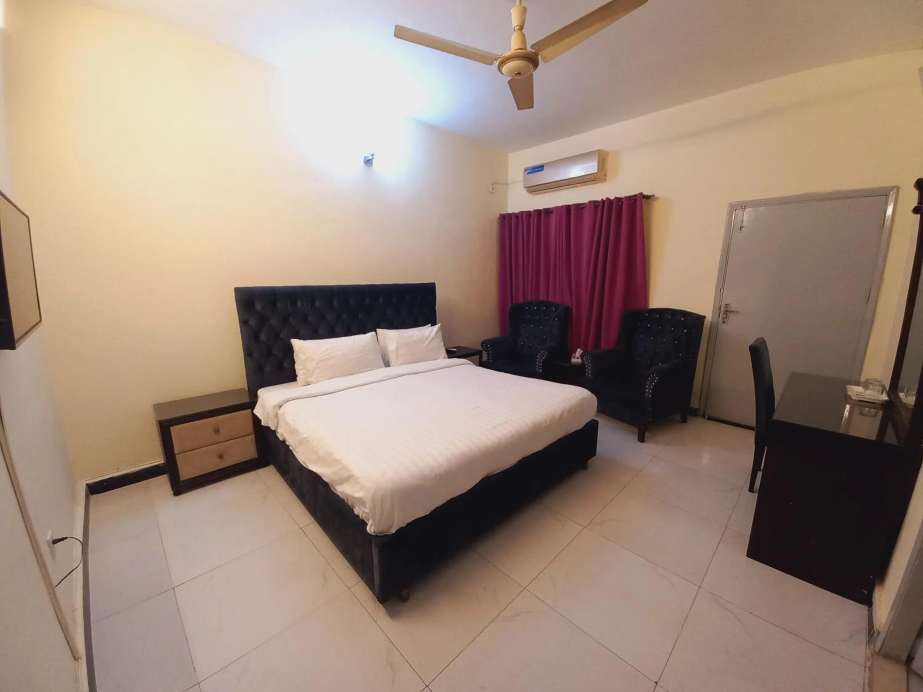 Bed in Luxury Moon Guest House