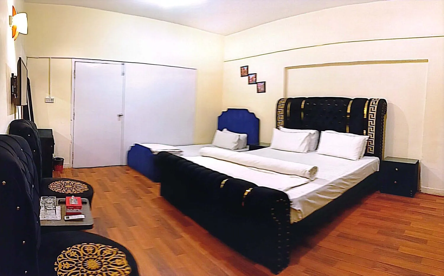 Bed in Luxury Moon Guest House
