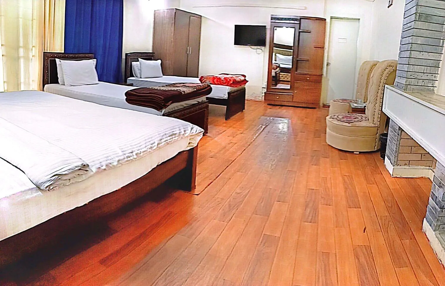 Photo of the whole room, Bed in Luxury Moon Guest House