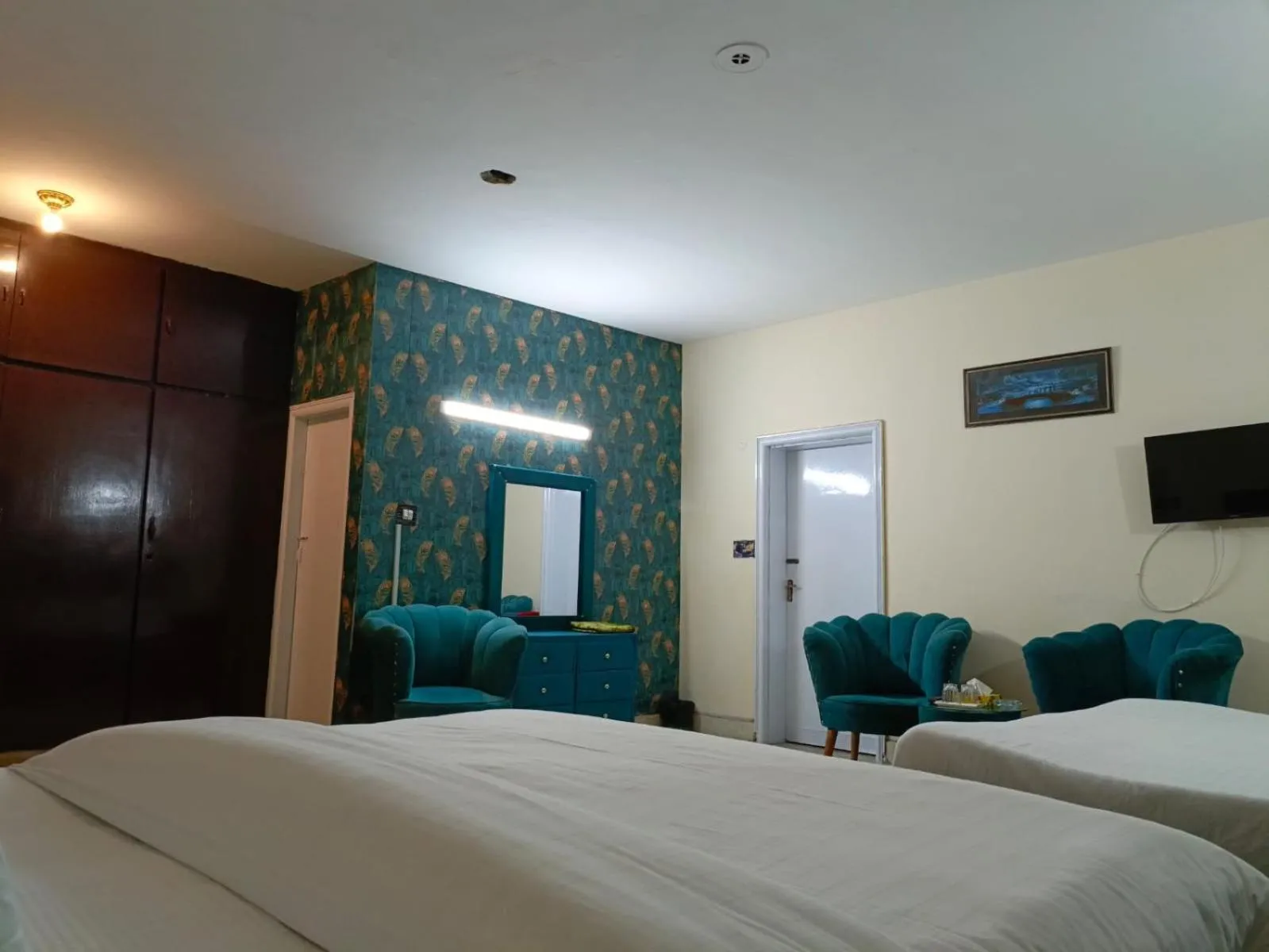 Bed in Luxury Moon Guest House