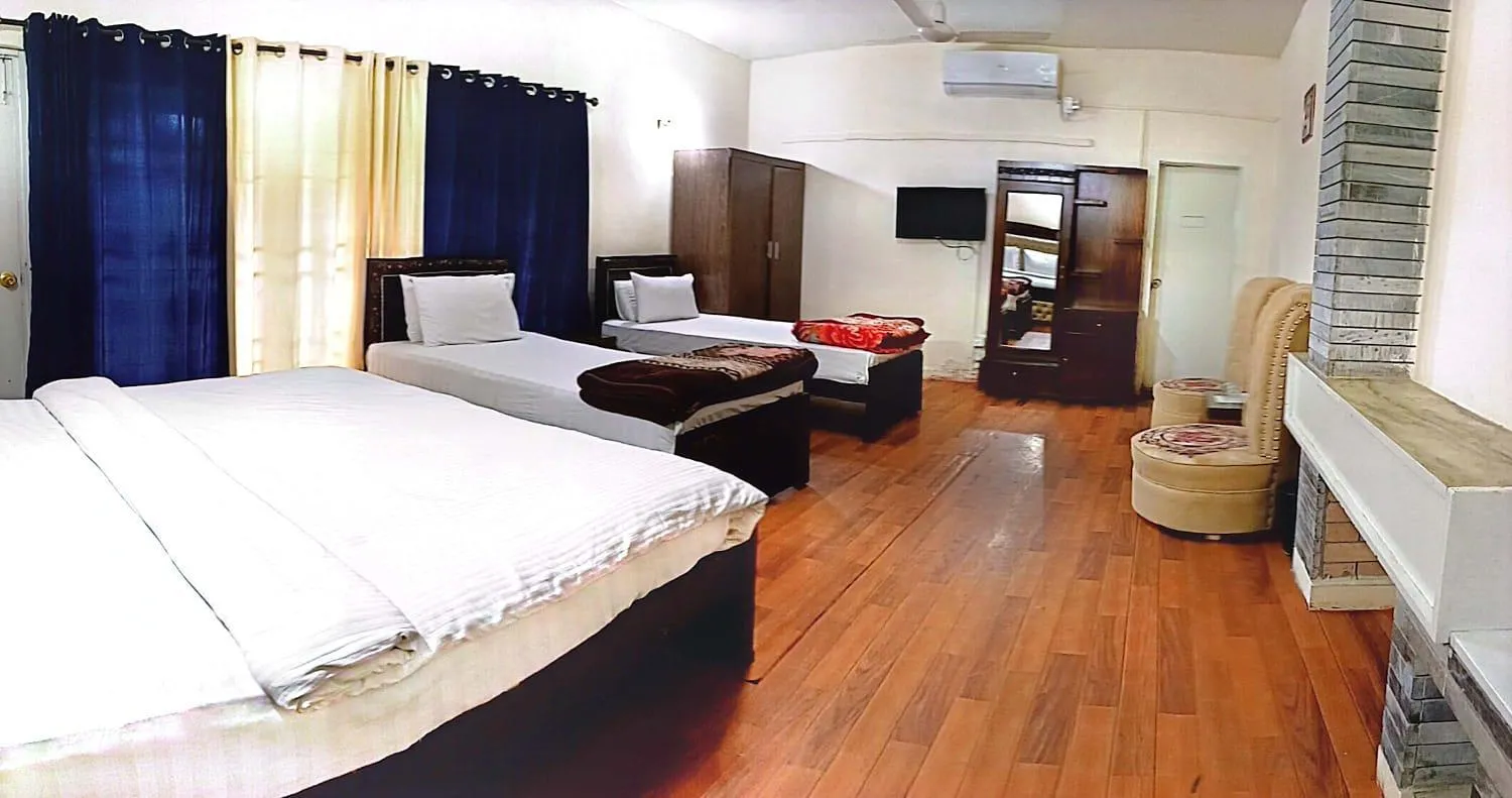 Photo of the whole room, Bed in Luxury Moon Guest House