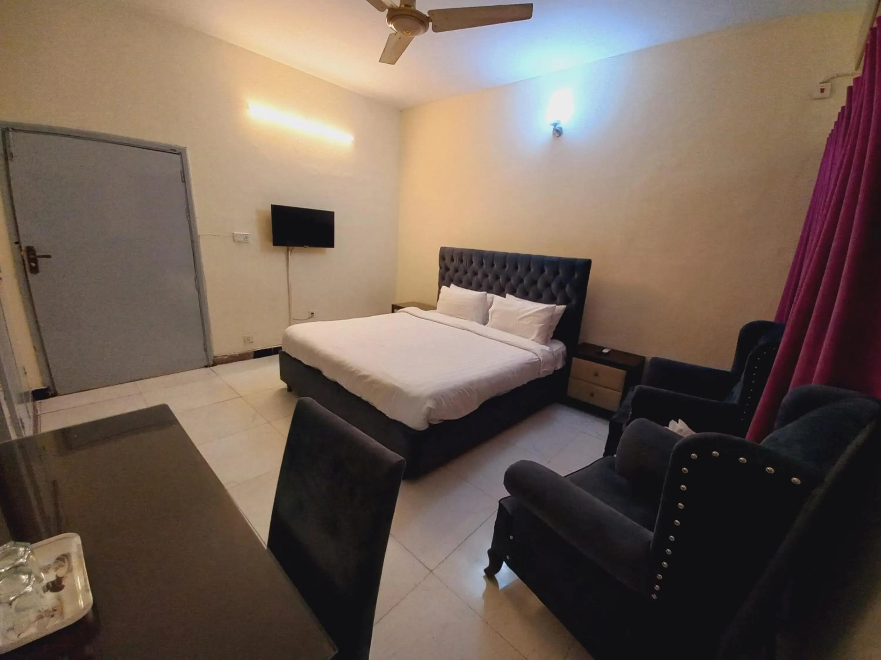 Bed in Luxury Moon Guest House