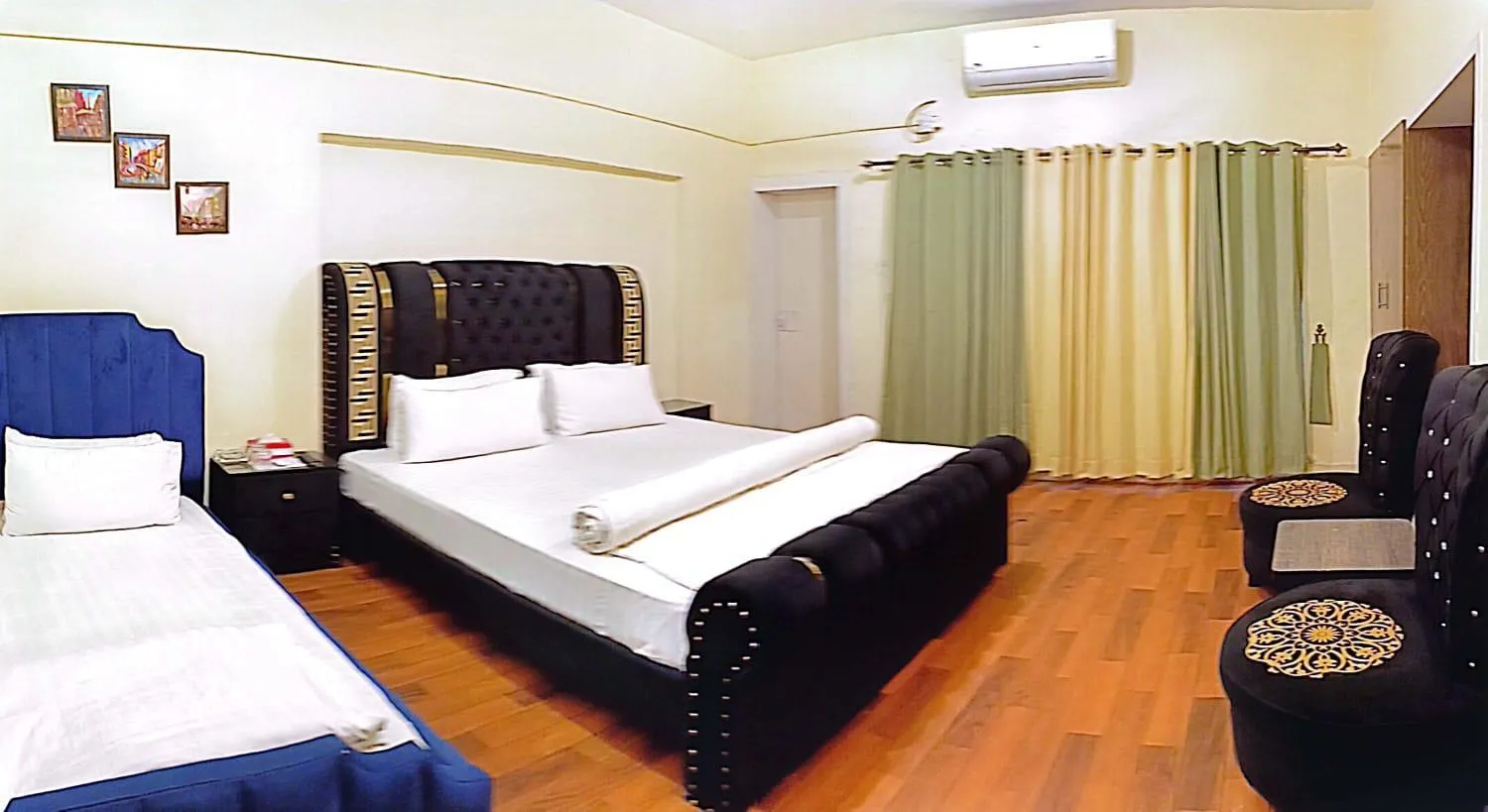 Bed in Luxury Moon Guest House