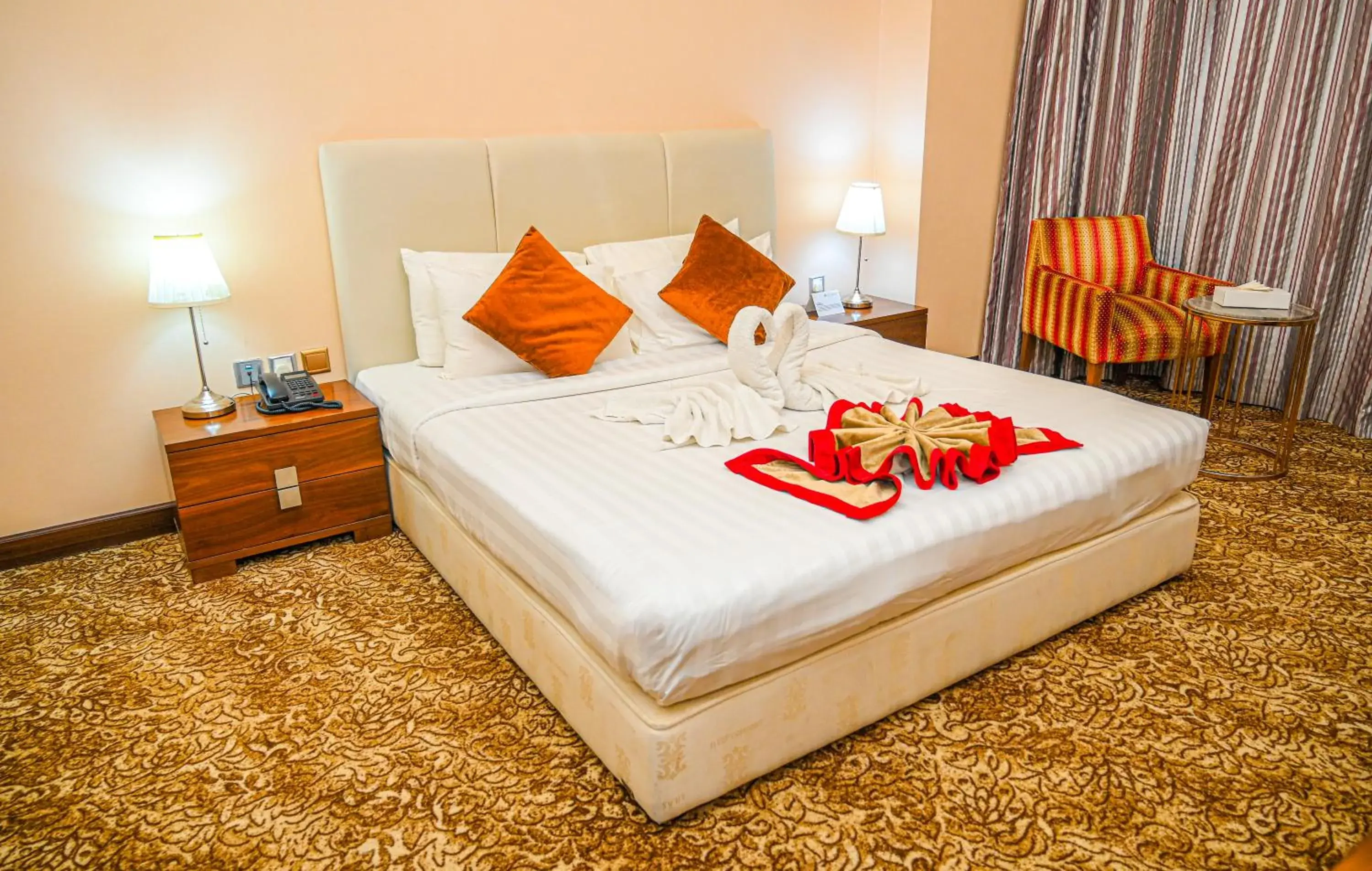 Bed in GREEN GARDEN HOTEL Bed in GREEN GARDEN HOTEL