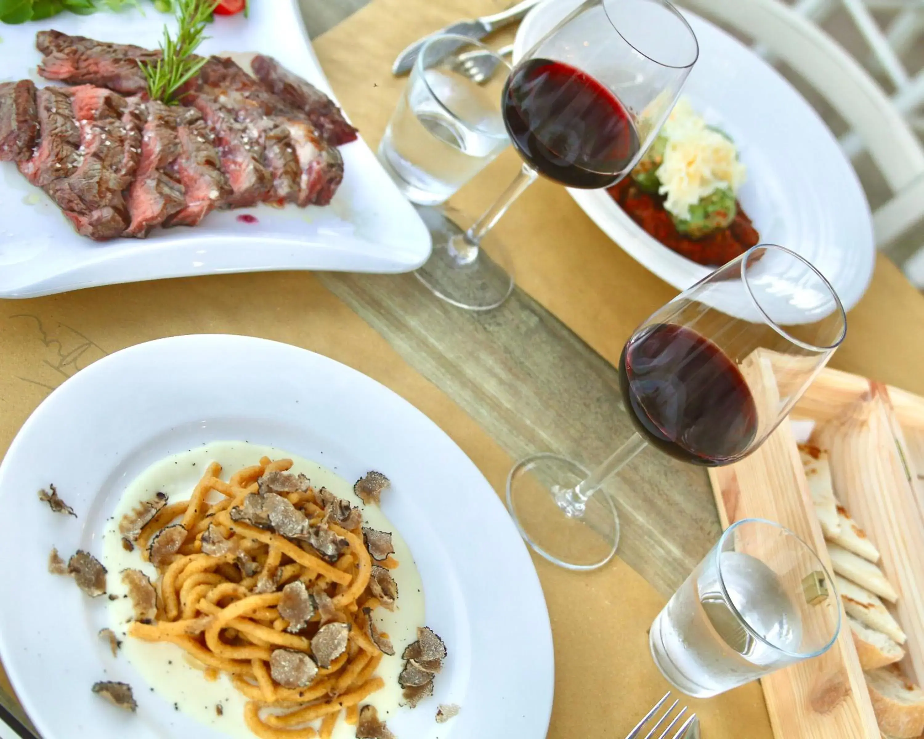 Restaurant/places to eat in Borgo Conde Wine Resort Restaurant/places to eat in Borgo Conde Wine Resort