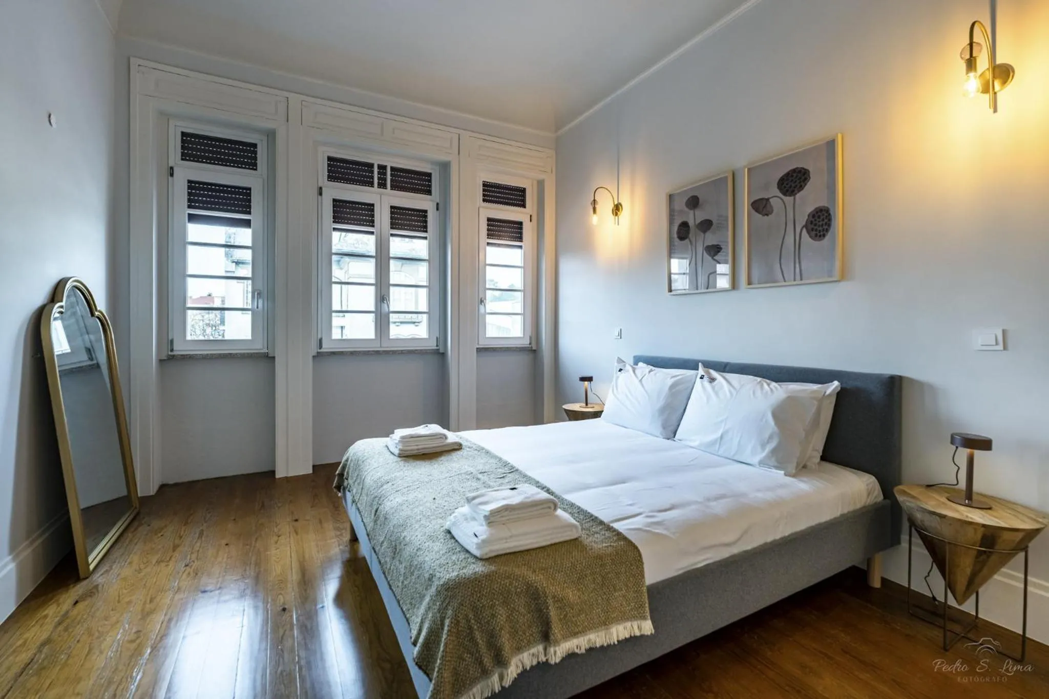 Bedroom, Bed in Nomad's Family - 3BDR Charming Hideouts Porto
