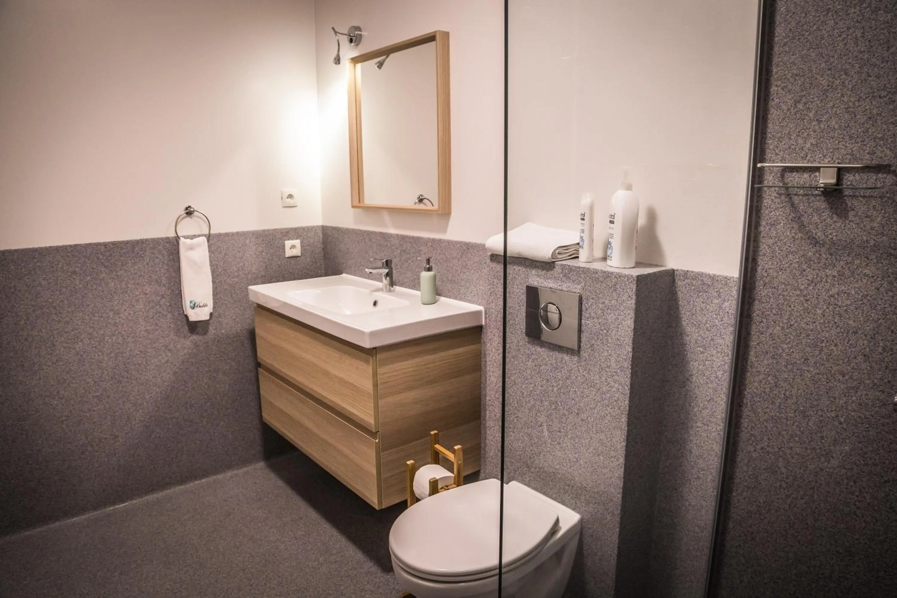 Bathroom in Bakki Apartments & Hostel