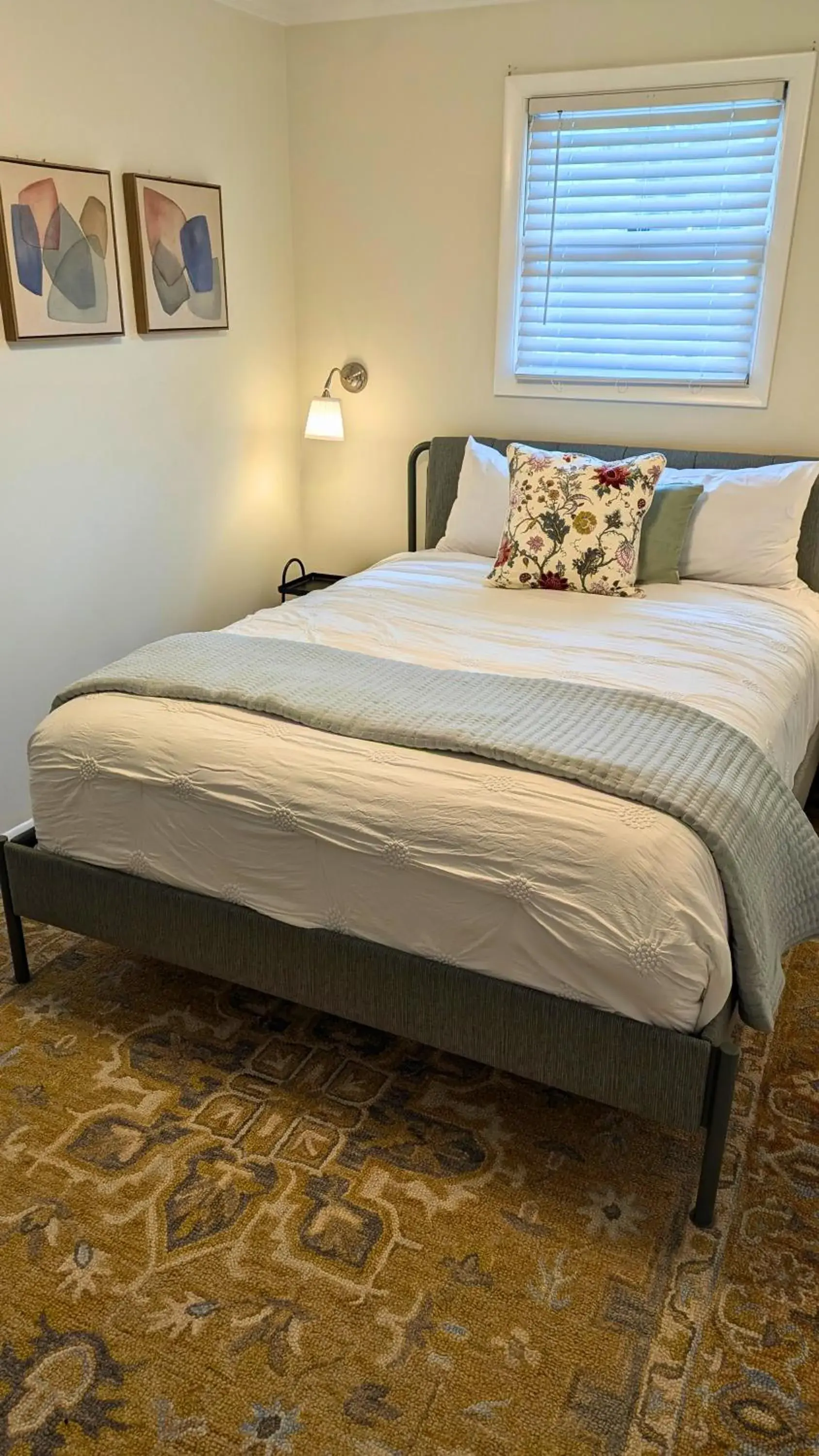 Bed in Blowing Rock Inn Bed in Blowing Rock Inn