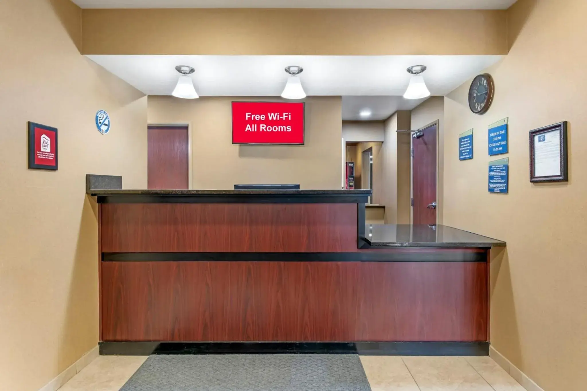 Lobby or reception in Red Roof Inn Charlestown Lobby or reception in Red Roof Inn Charlestown
